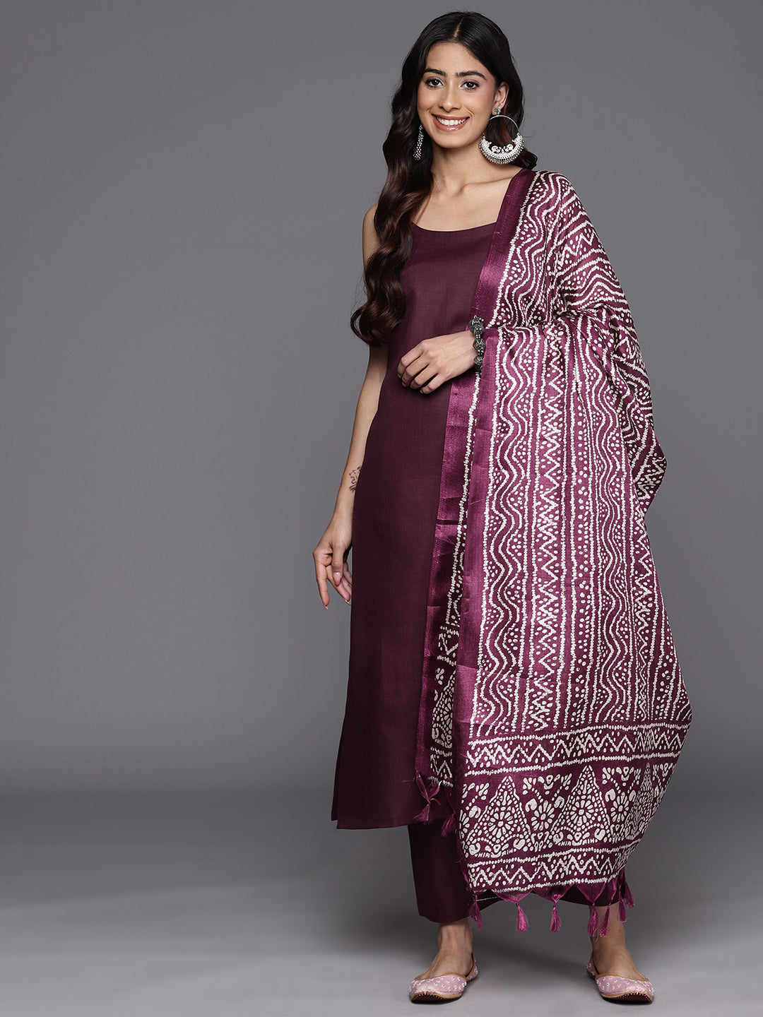 Varanga Women Strap Kurta Paired With Tonal Bottom And Printed Dupatta - Distacart