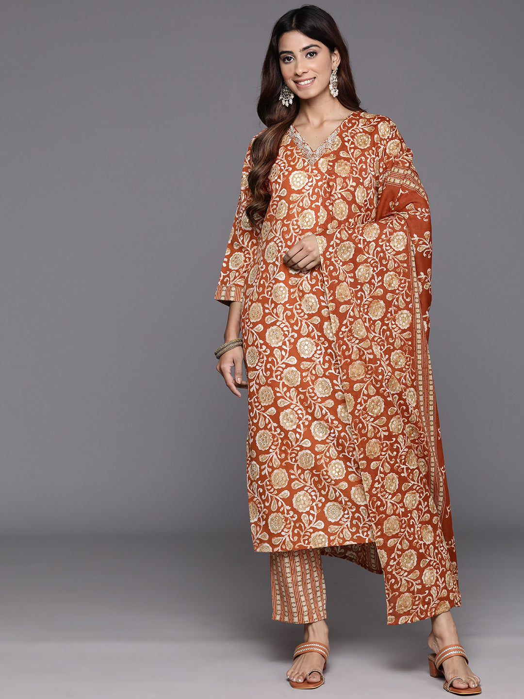 Varanga Women Rust Floral Printed Kurta Paired With Bottom & Dupatta - Distacart
