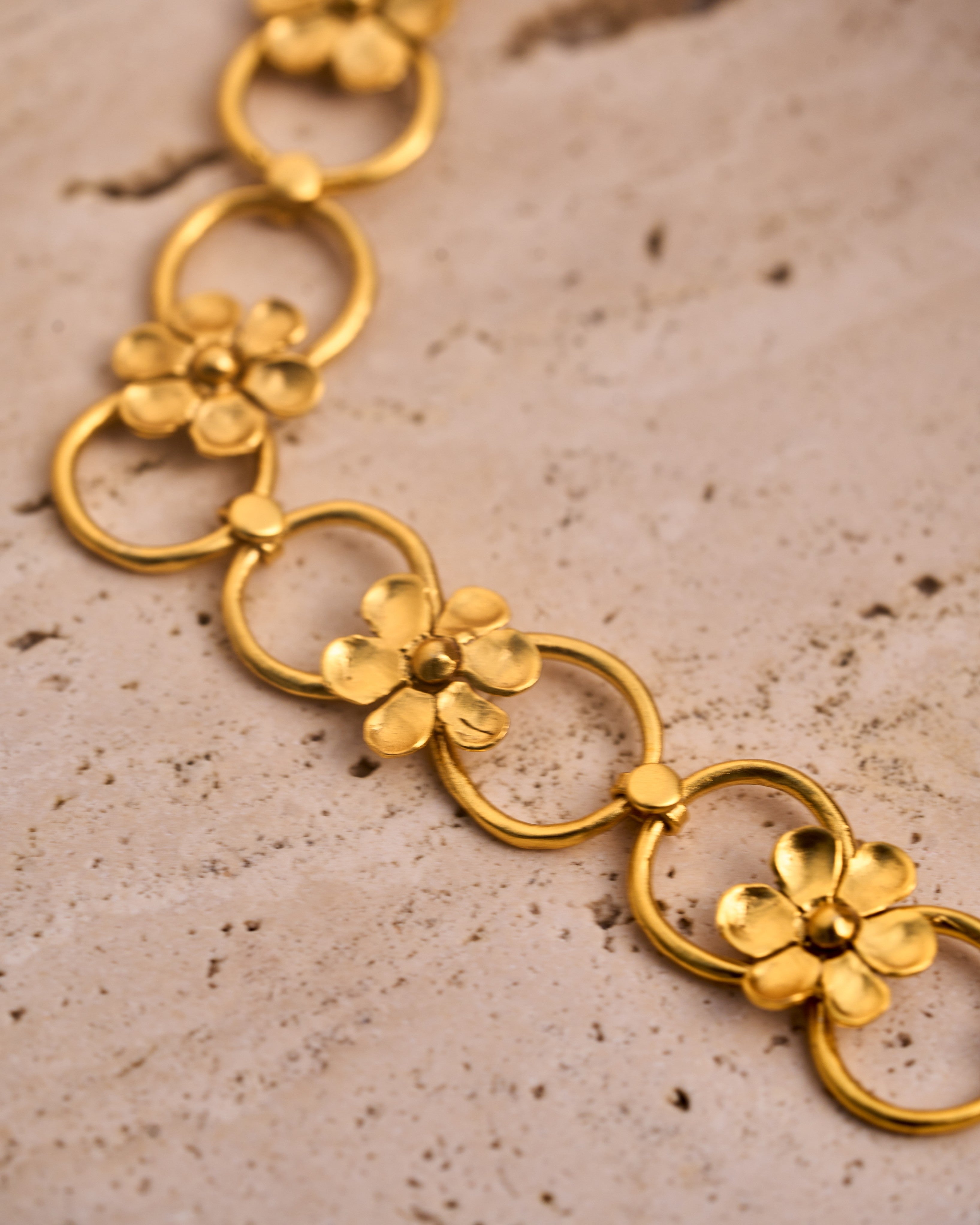 trueBrowns Gold-Polished Floral Necklace