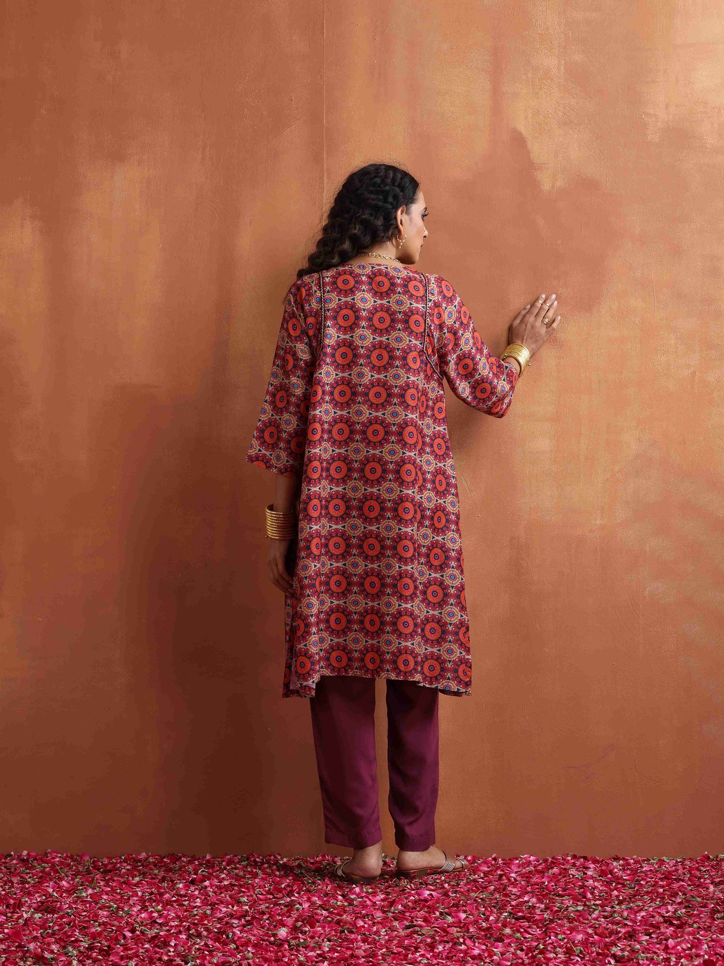 trueBrowns Beige Mandala Print Kurta Co-ord Set - Distacart