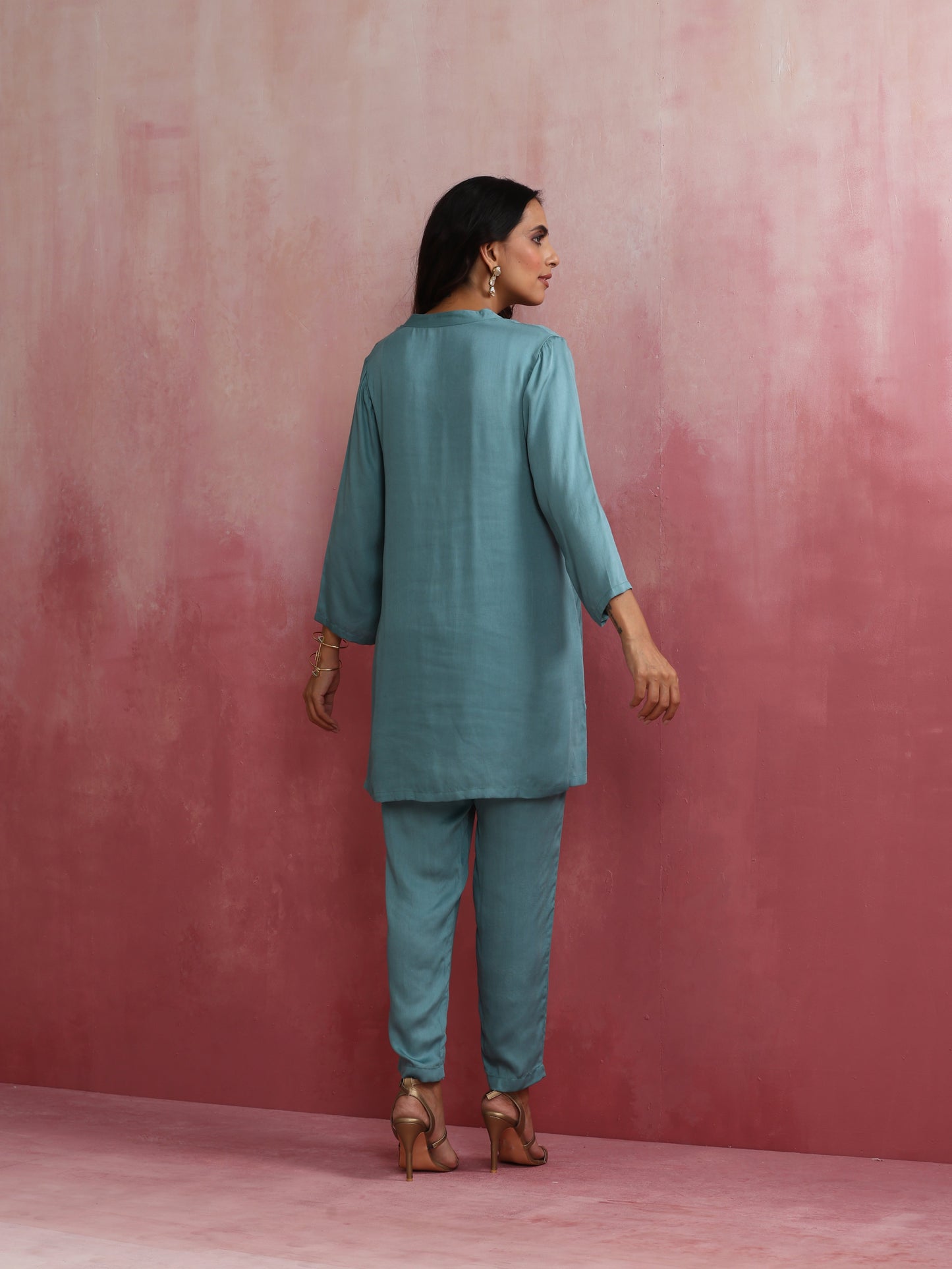 trueBrowns Light Blue Modal Straight Kurta Co-ord Set - Distacart