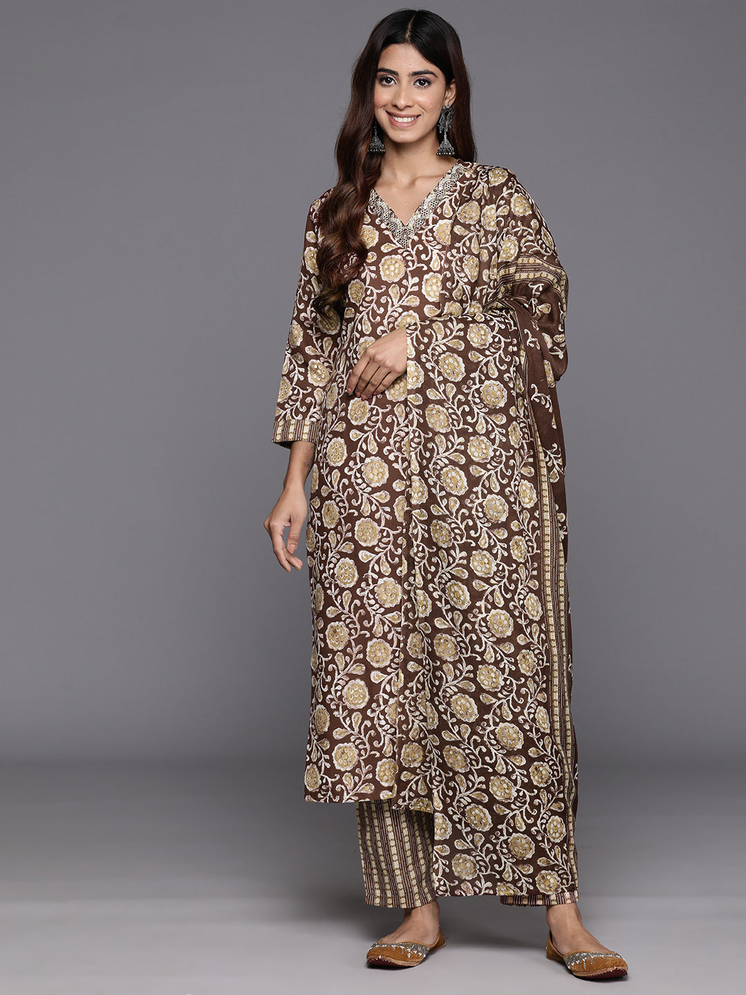 Varanga Women Brown Floral Printed Kurta Paired With Bottom & Dupatta - Distacart