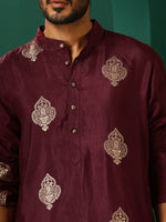 Thumbnail for trueBrowns Men's Wine Geometric Viscose Silk Long Kurta - Distacart