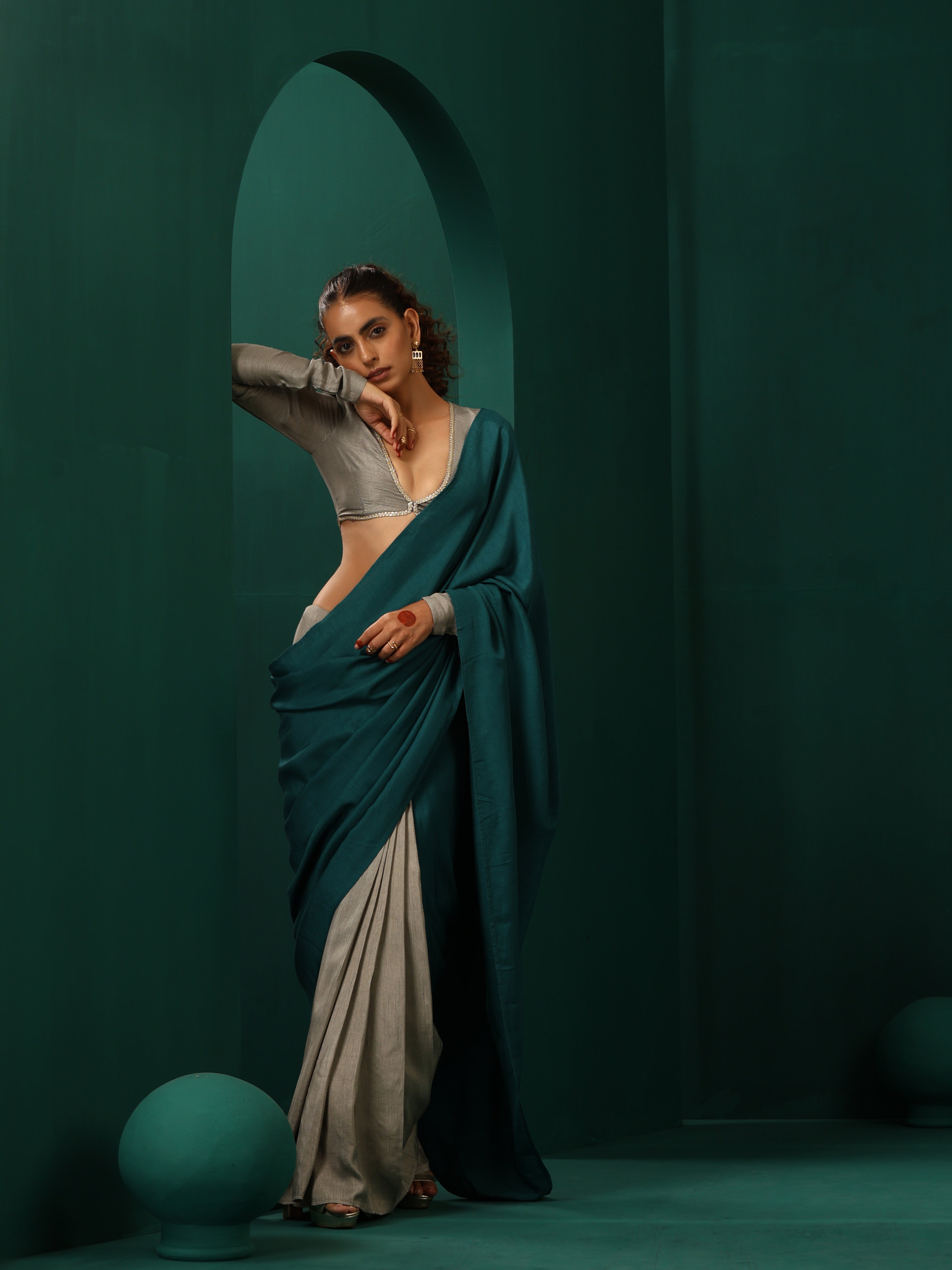 trueBrowns Teal Grey Silk Ready to Wear Saree - Distacart