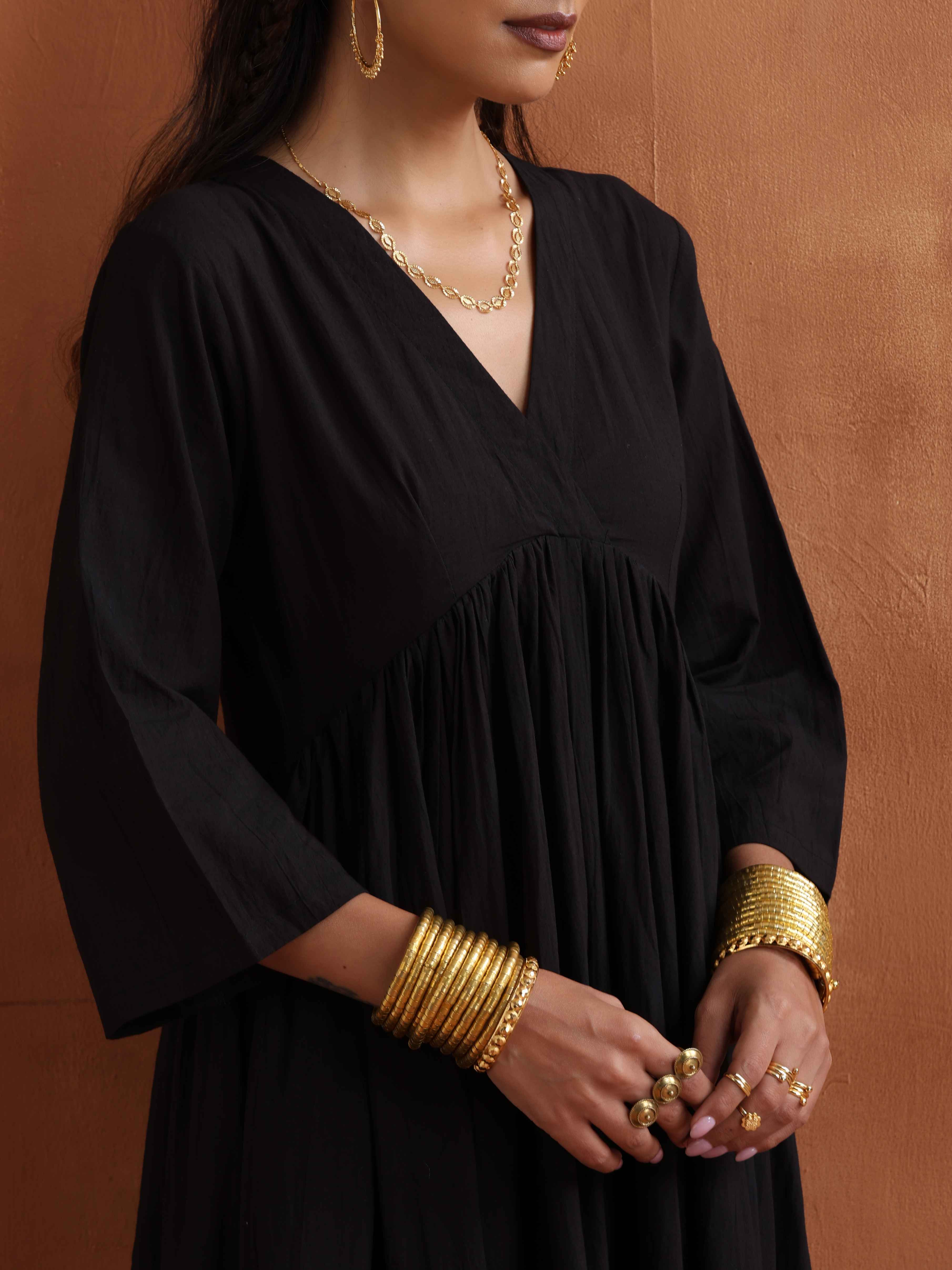 trueBrowns Black Metallic Flared Anarkali Kurta Set