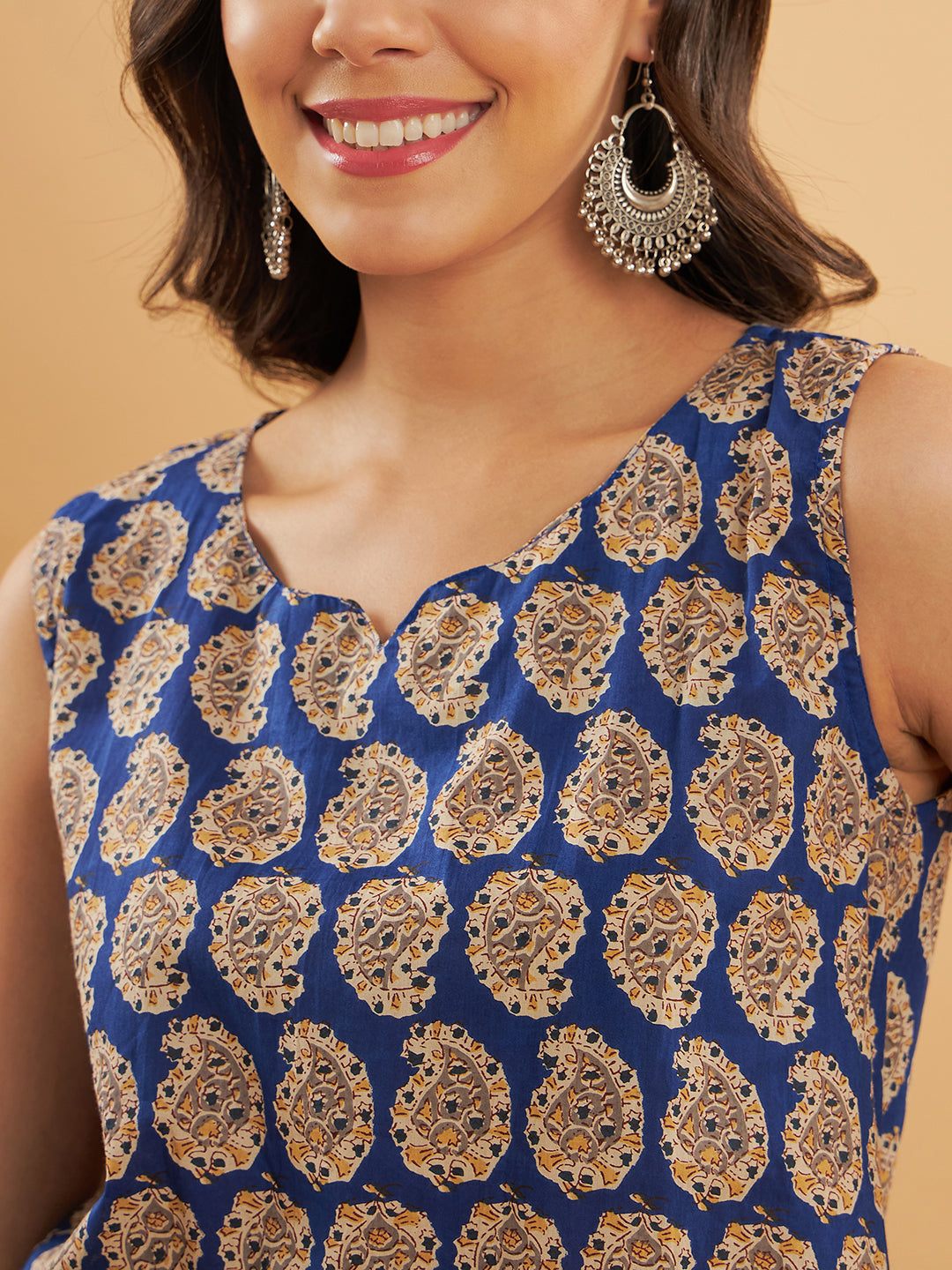 InWeave Ink Blue Small Paisley Kalamkari W/U Top