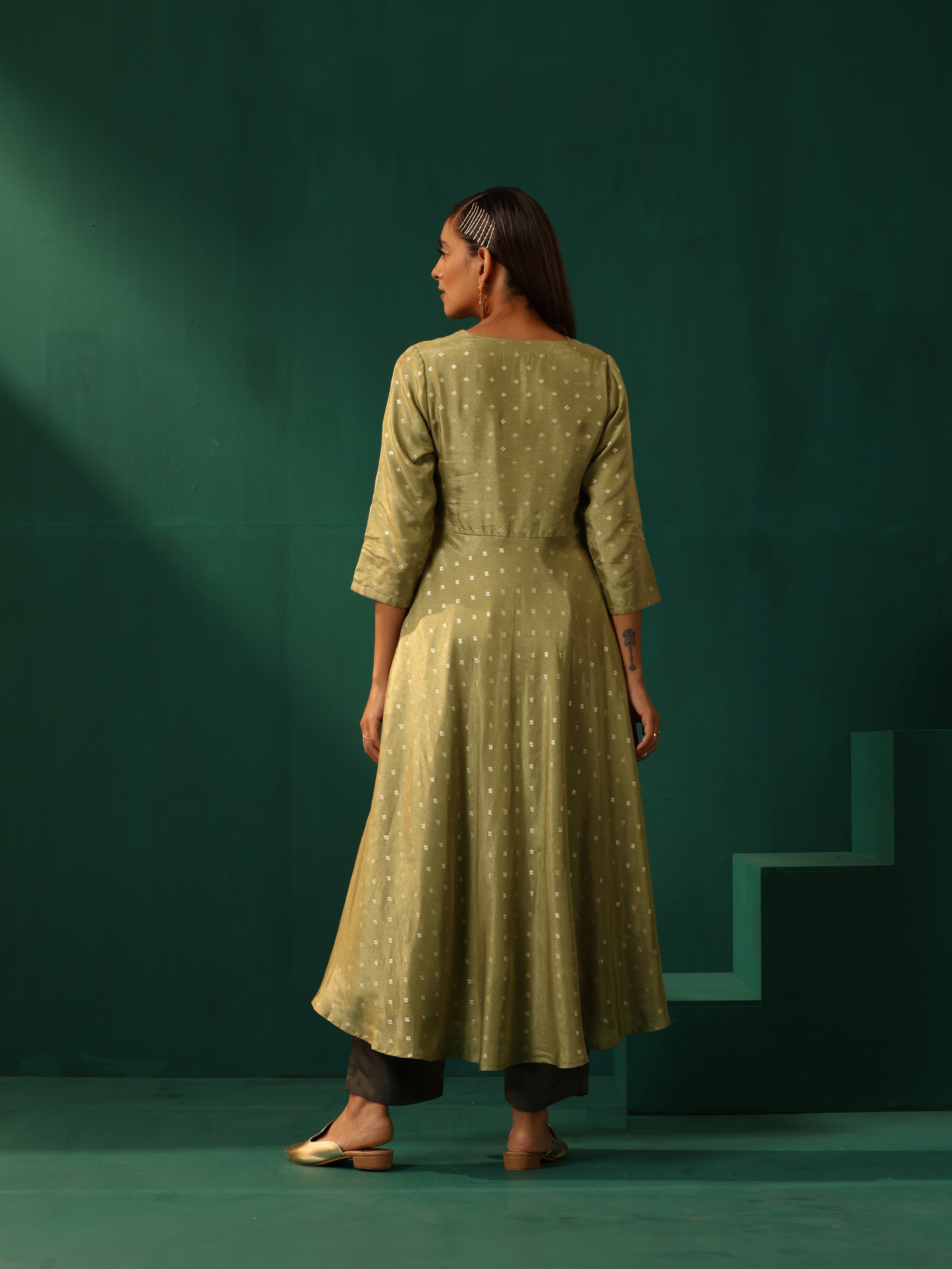 trueBrowns Green Square Viscose Silk Flared Kurta Pant Set - Distacart