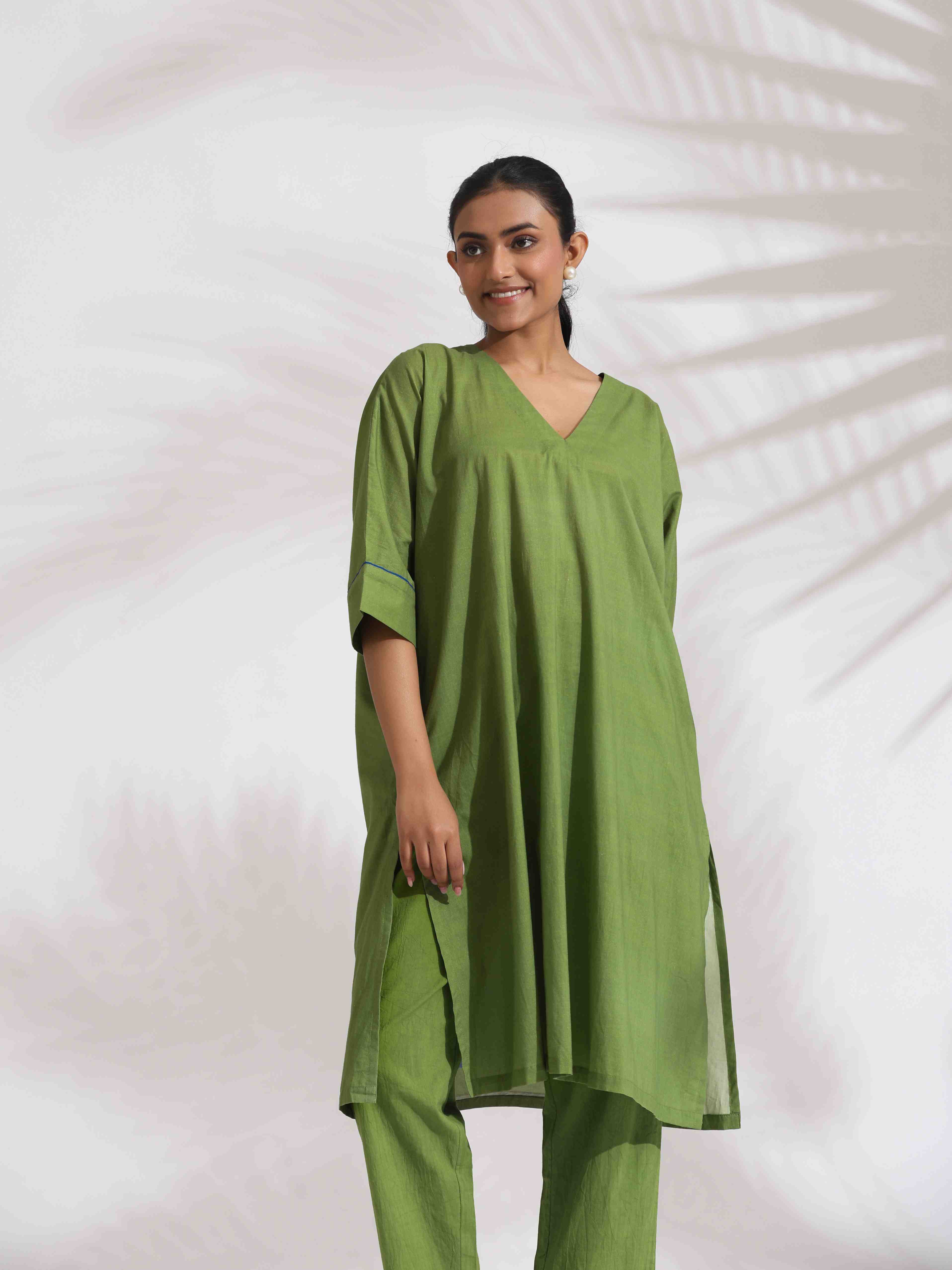 trueBrowns Green Cotton Placement Print Kurta Co-ord Set