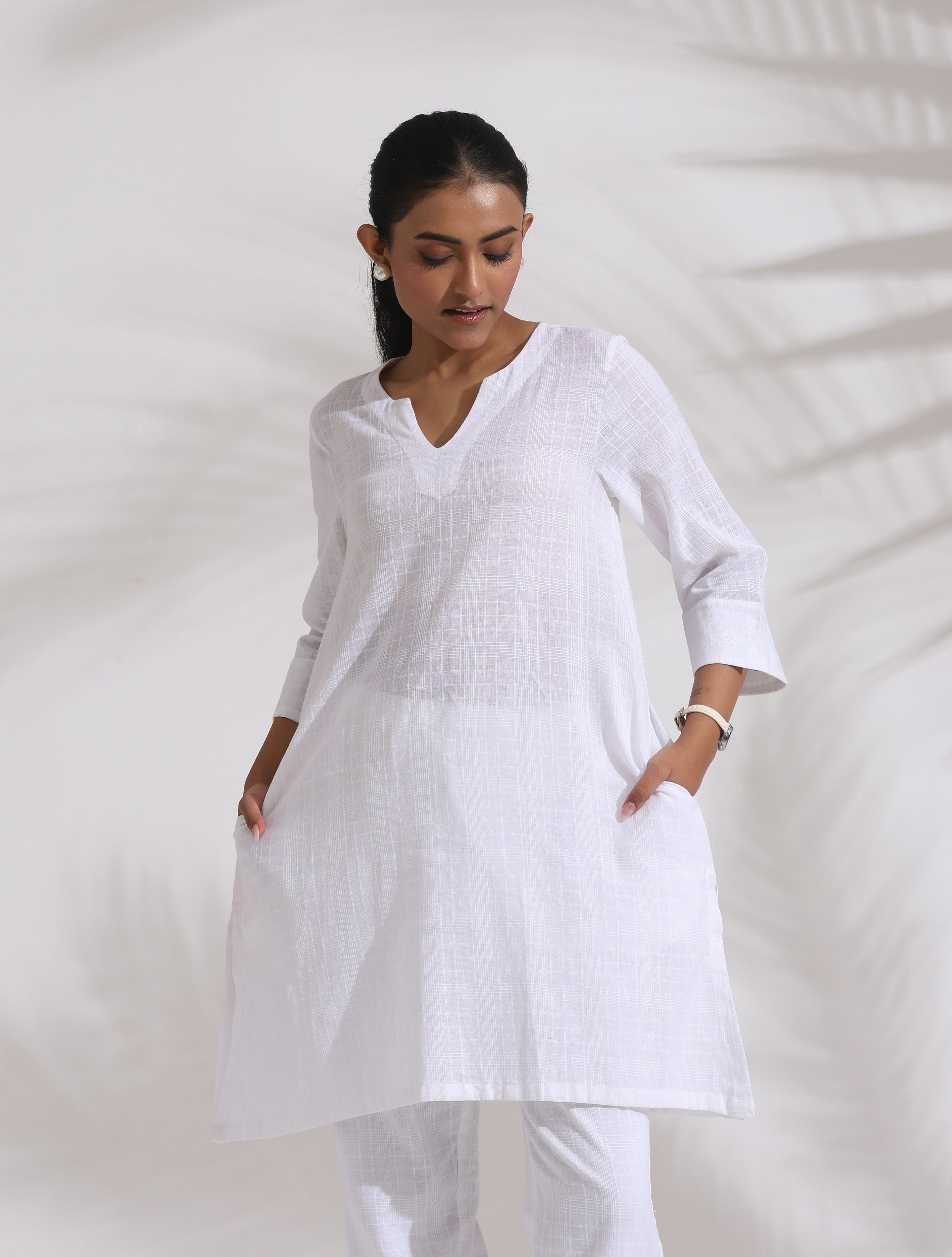 trueBrowns White Cotton Check Kurta Co-ord Set