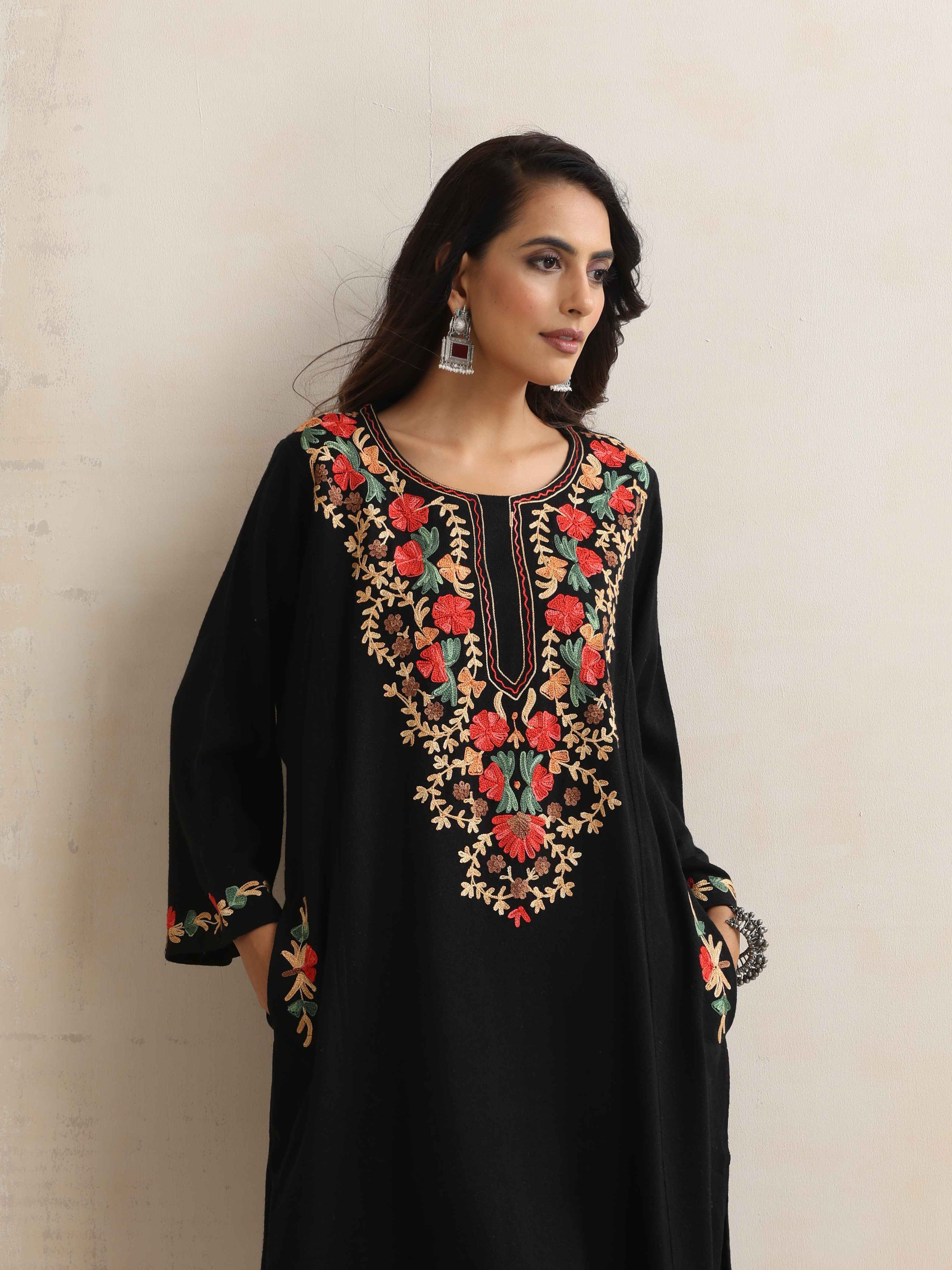 trueBrowns Black Kashmiri Embroidered Woollen Phiran Kurta - Distacart