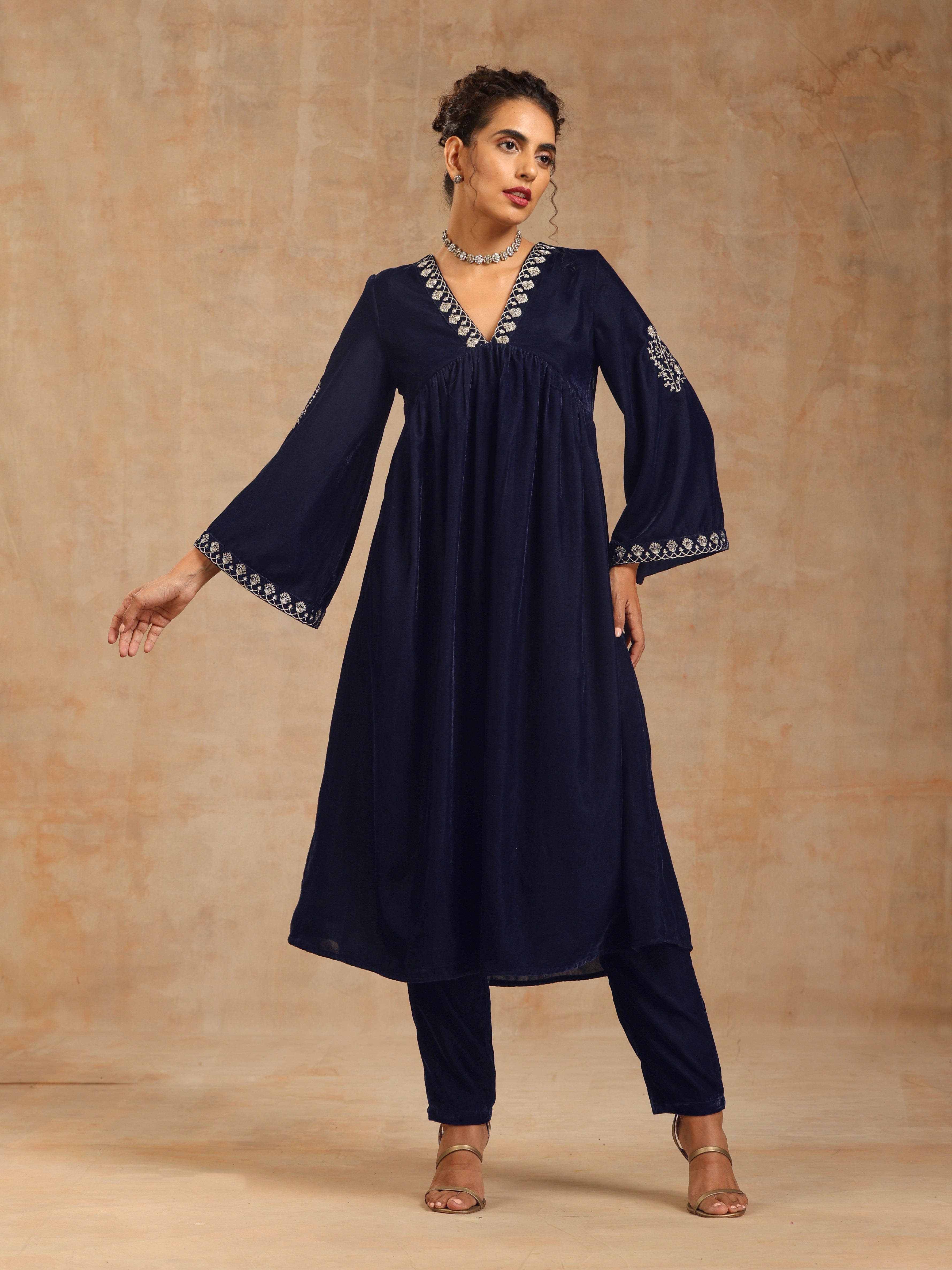 trueBrowns Midnight Blue Velvet Pant - Distacart