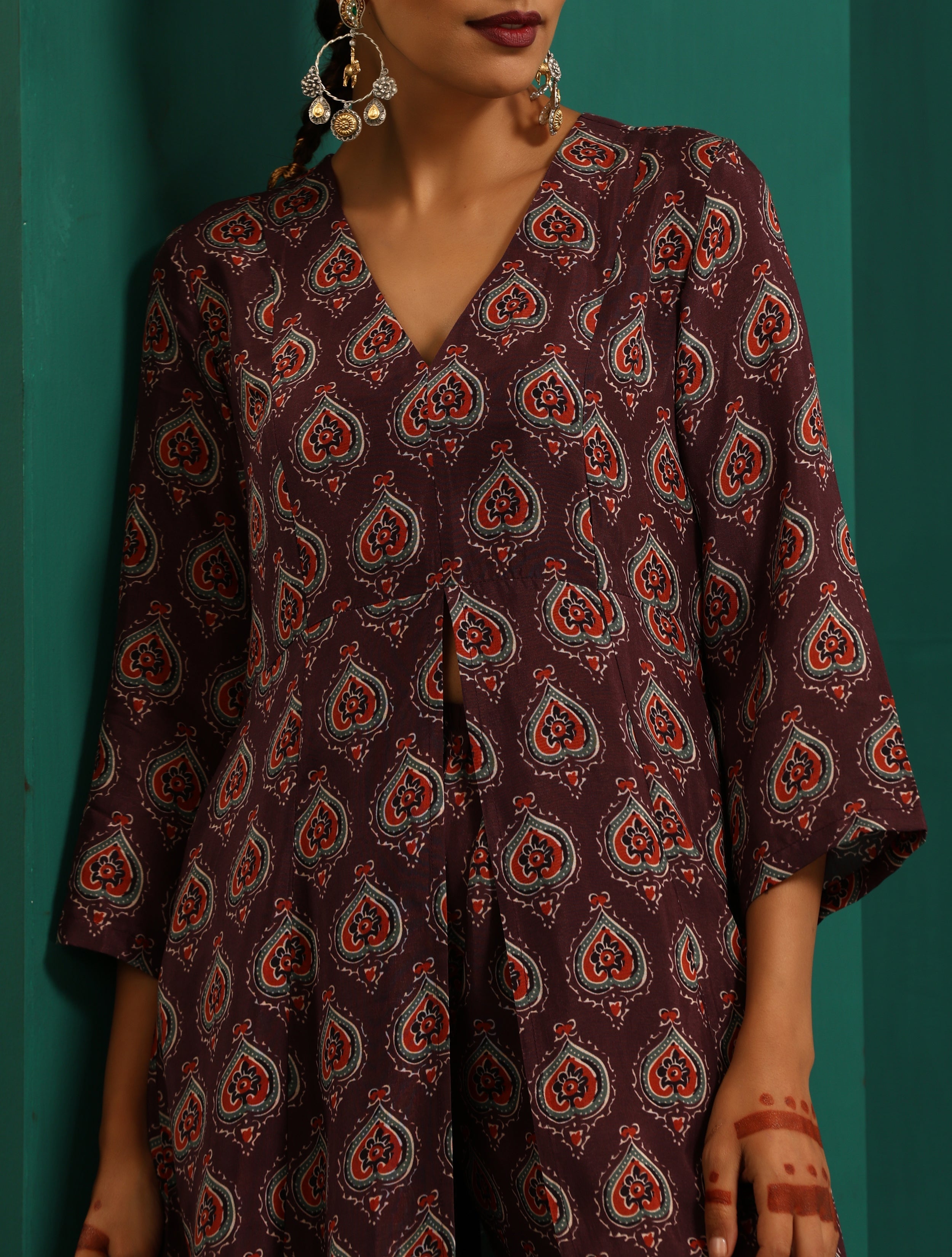 trueBrowns Deep Purple Paan Muslin Silk Printed Front Slit Kurta Pant Set - Distacart