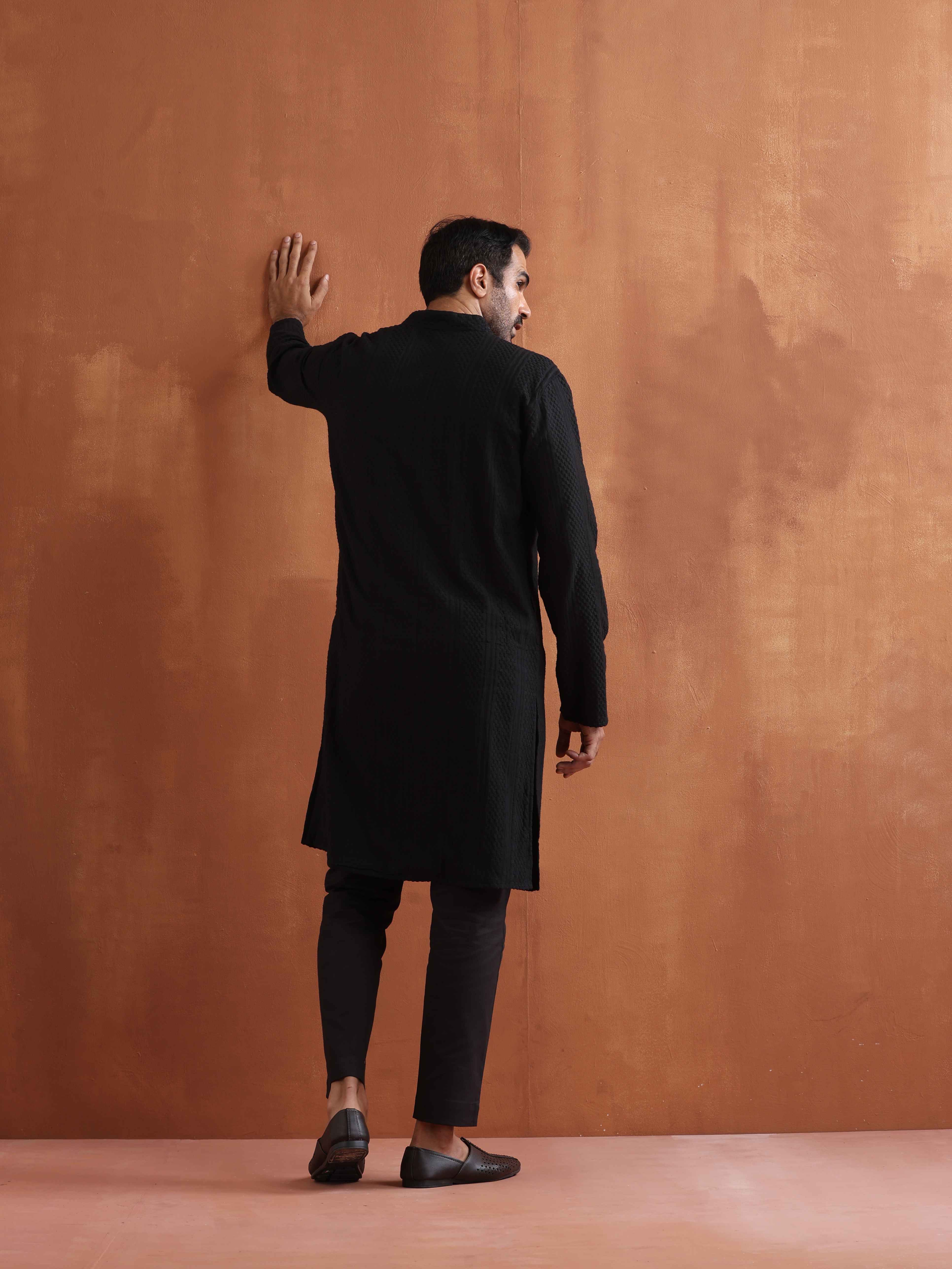 trueBrowns Men's Black Textured Cotton Dobby Front Open Kurta