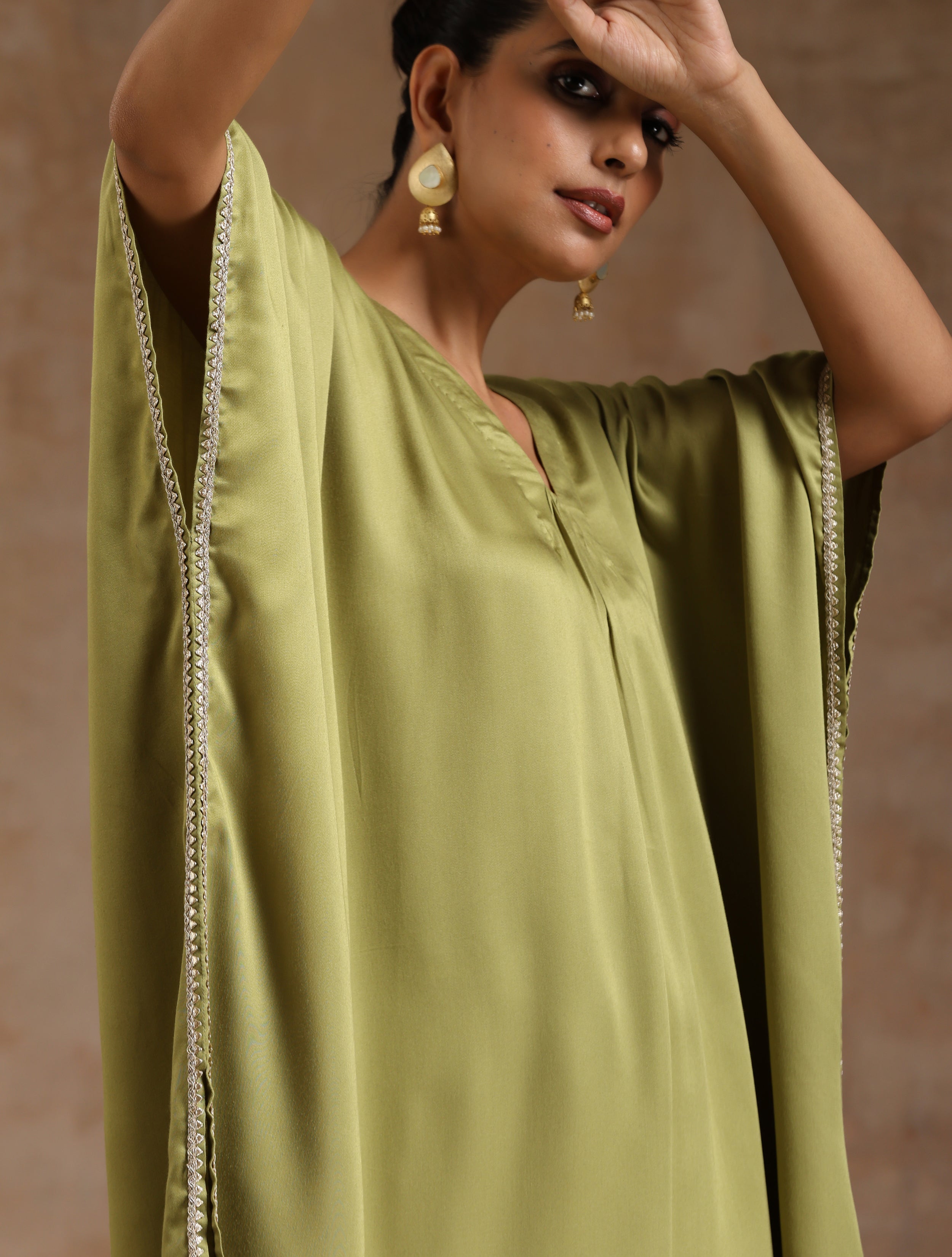 trueBrowns Light Green Modal Satin Kaftan Kurta Set | Relove