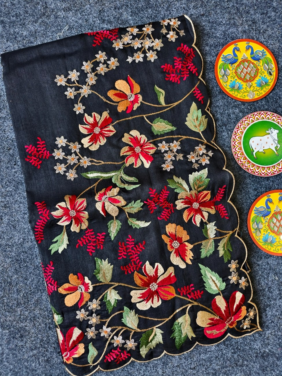 Mameraa Sarees Black Matka Silk Saree With Heavy Floral Embroidery Border With Running Blouse-Black - Dista