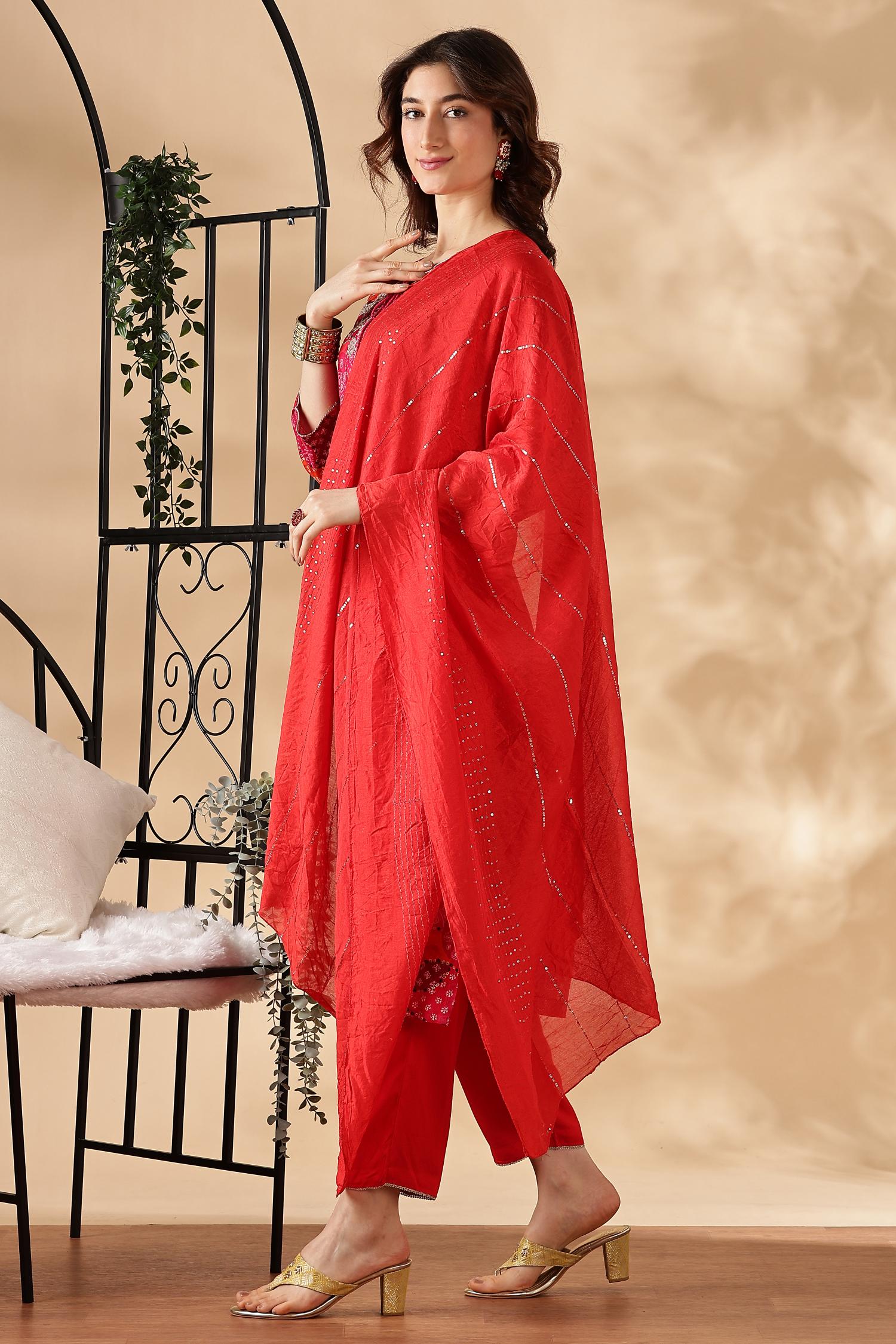 BulBul Kamolika Printed Fuschia Rayon Salwar Suit