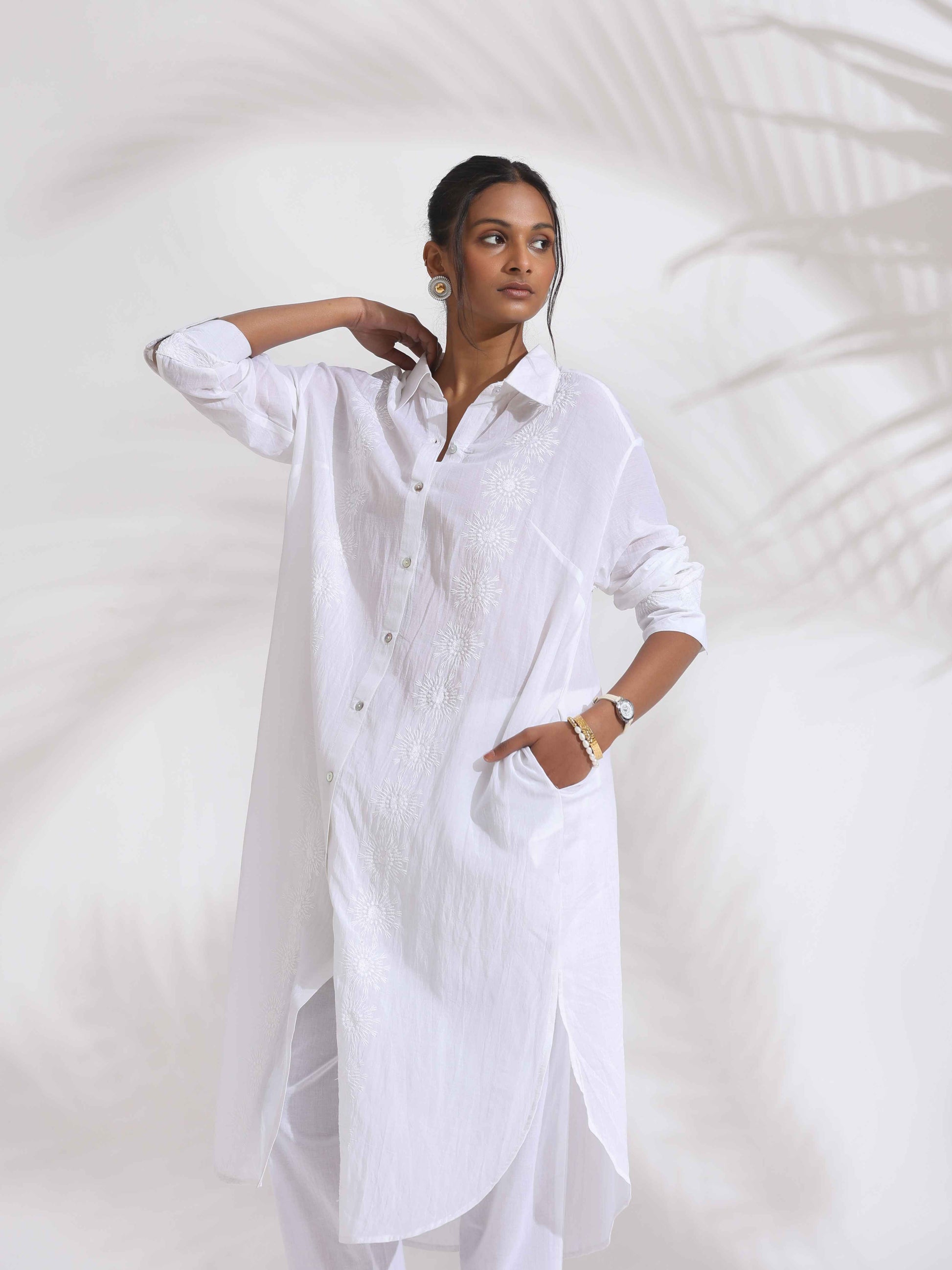 trueBrowns White Cotton Schiffli Shirt Kurta Set - Distacart