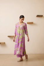 Thumbnail for NOZ2TOZ Women's Floral Printed Knee Length V Neck Kurta Set - Distacart