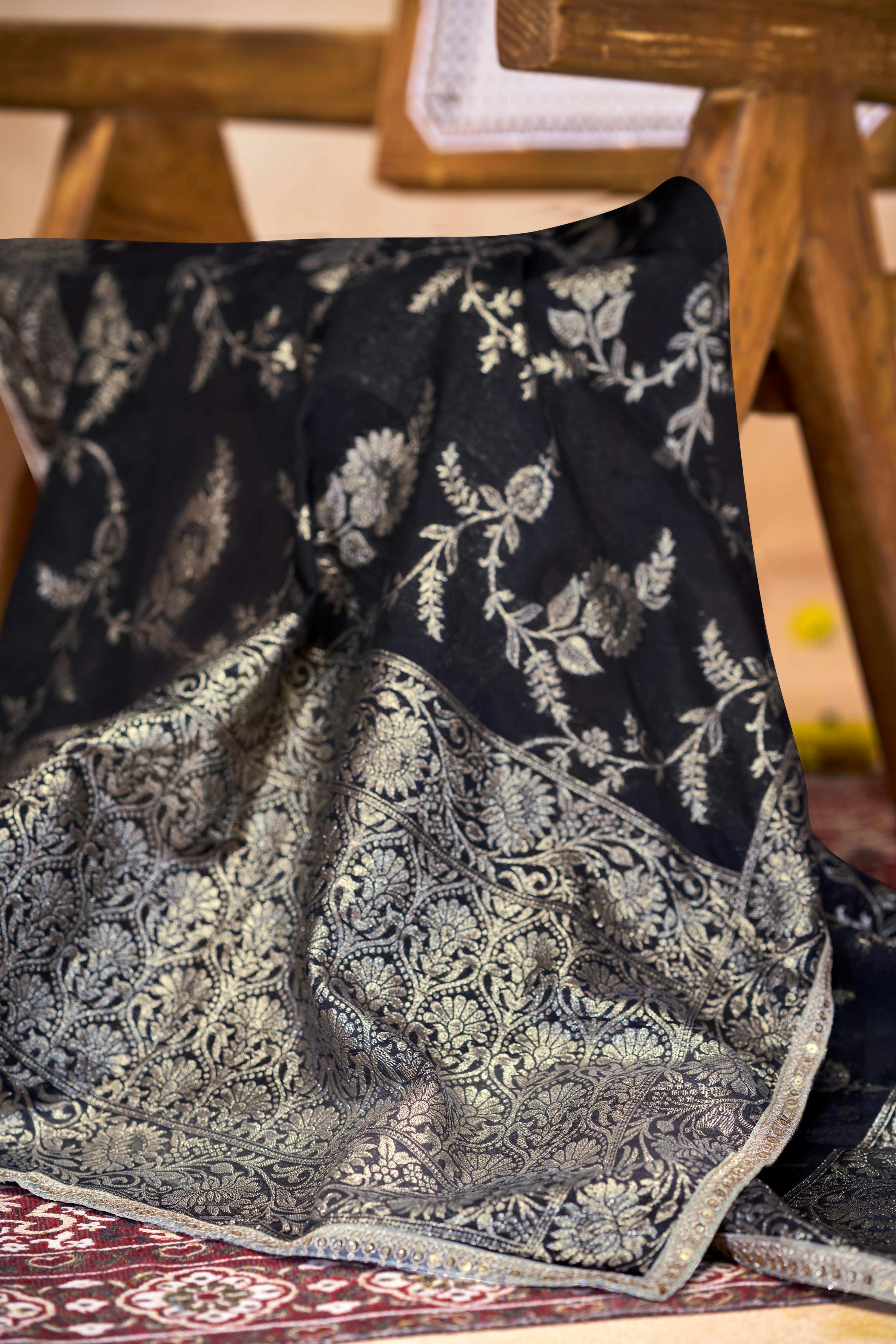 BulBul Rashmi Abstract Printed Black Kurta Set with Dupatta