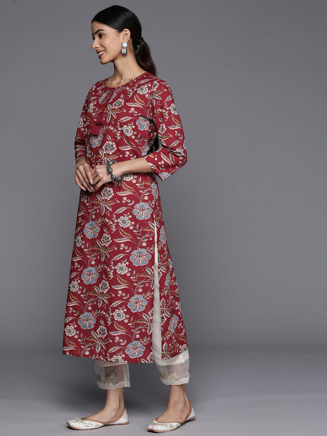 Varanga Women Maroon Floral Printed Straight Kurta With Side Slits - Distacart