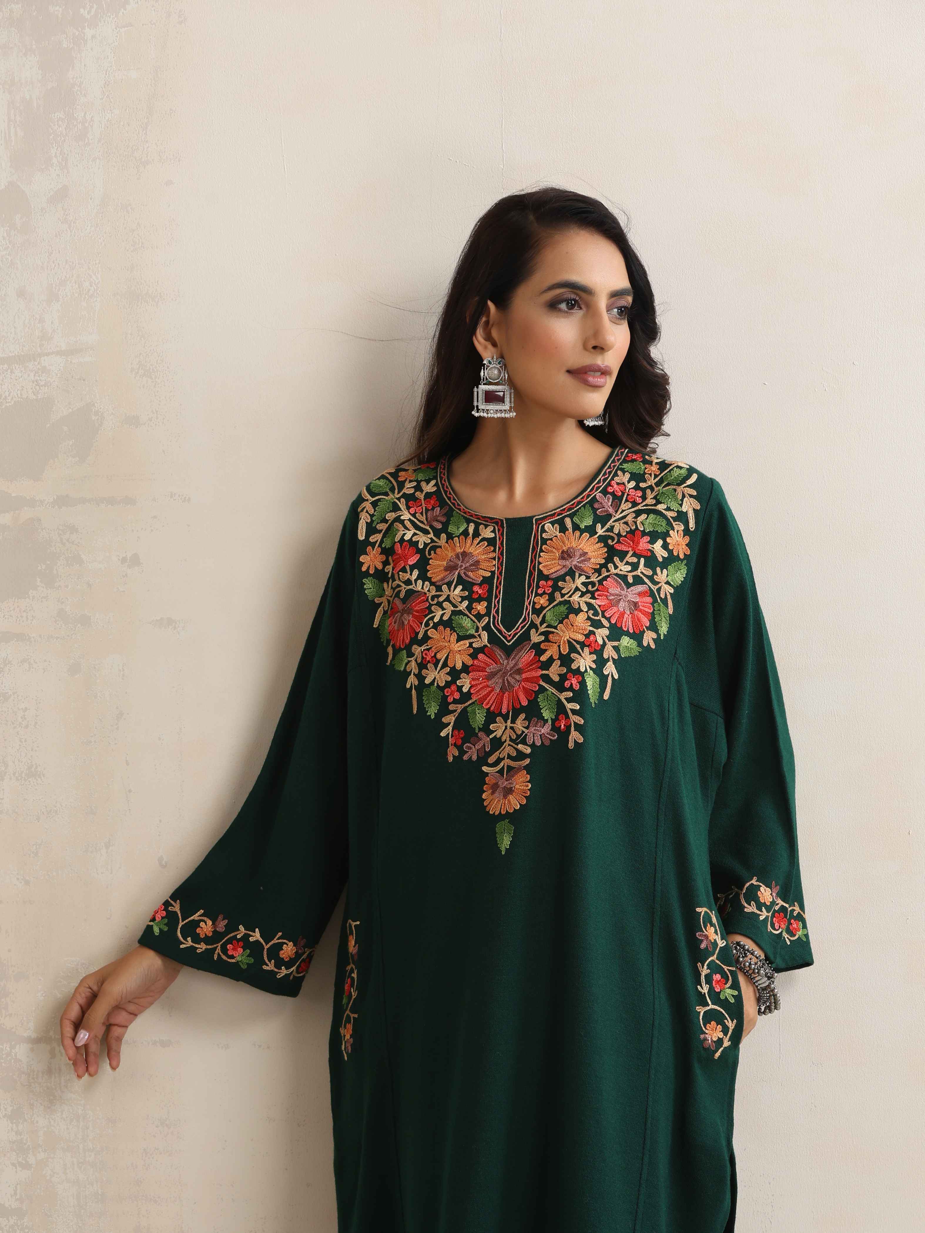 trueBrowns Green Kashmiri Embroidered Woollen Phiran Kurta - Distacart