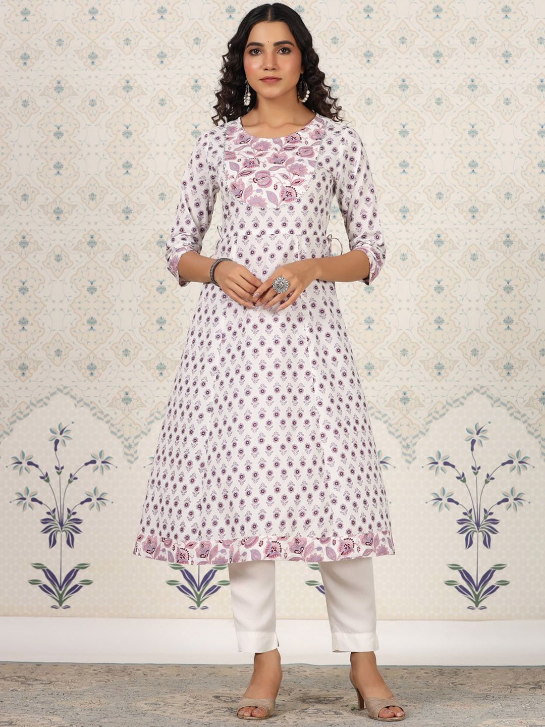 Ode by House of Pataudi White Floral Printed Pure Cotton A-Line Kurta - Distacart