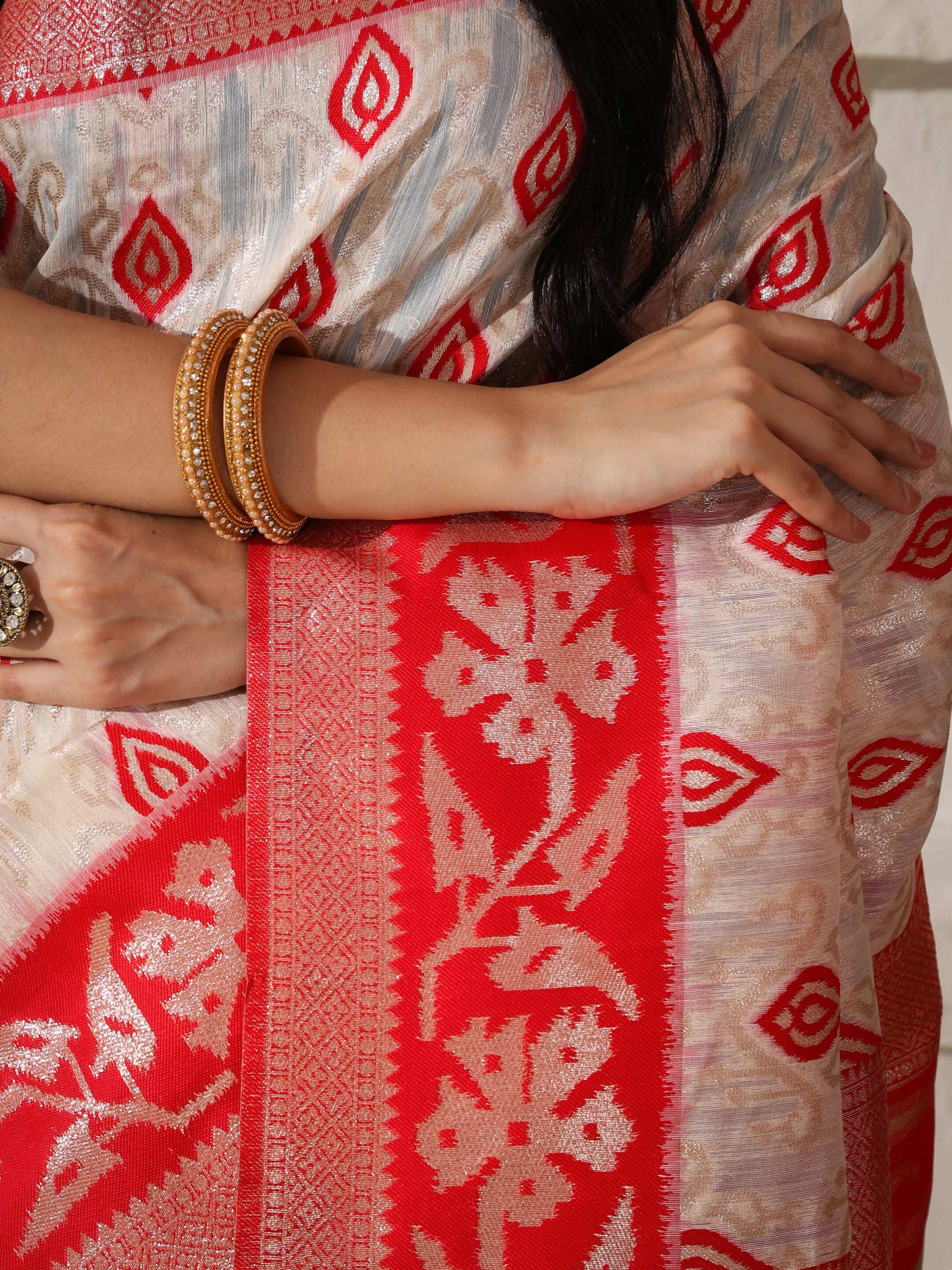 Astita Linen Cotton Red & White Saree