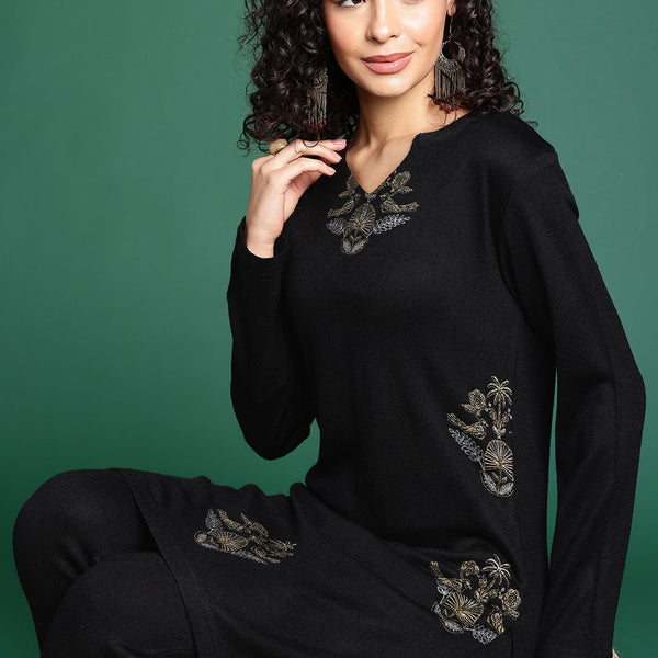 Sangria Ethnic Motifs Printed Regular Kurta With Trousers - Distacart