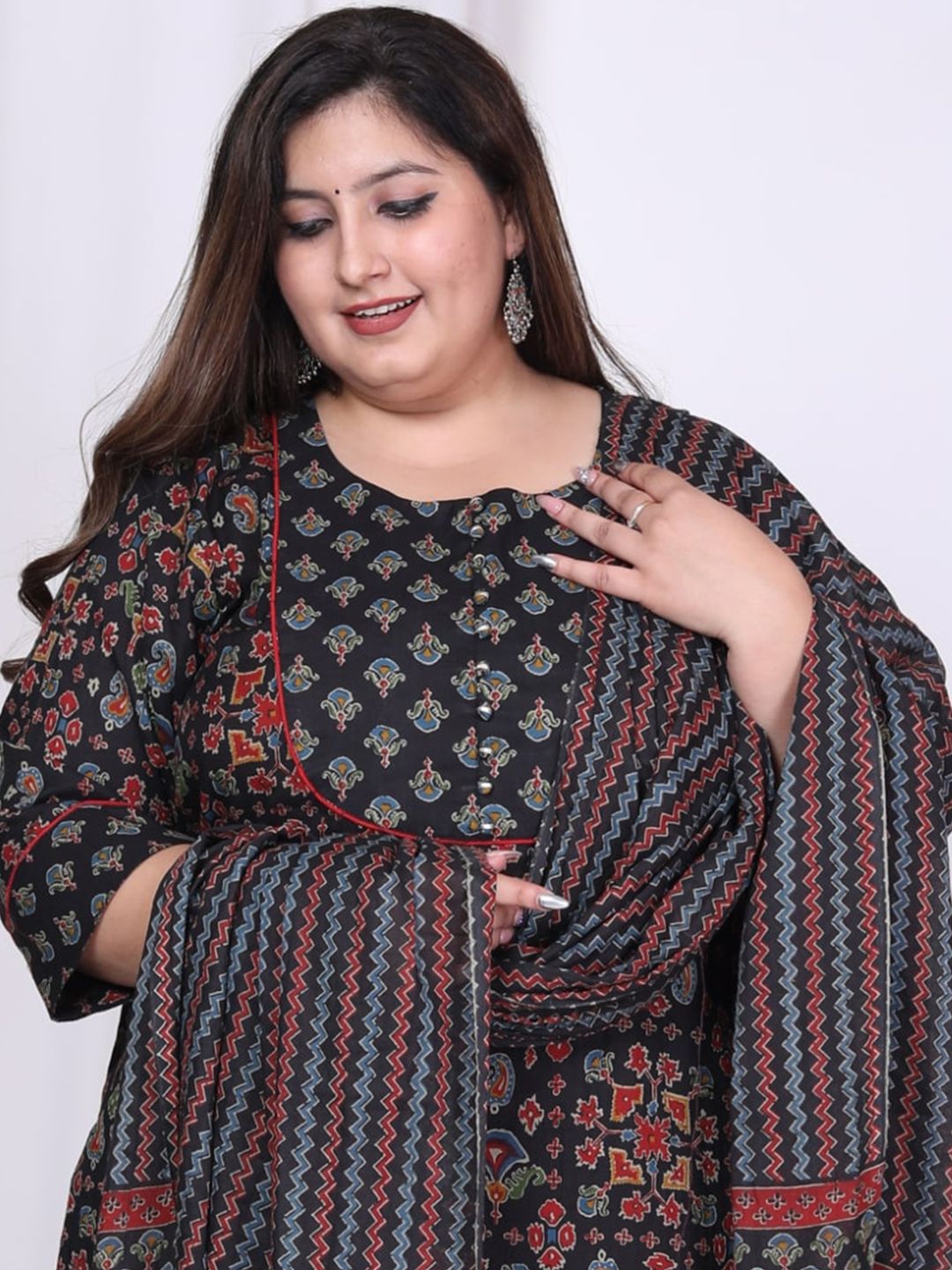Swasti Plus Size Floral Printed Pure Cotton Kurta With Trousers & Dupatta - Distacart