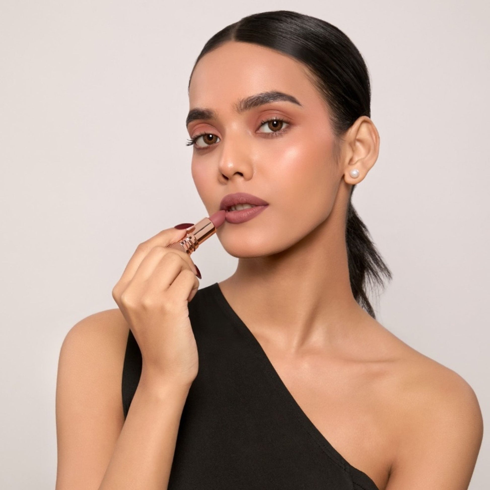 Europe Girl Silky Matte Lipstick - EG-12 Truffle - Distacart
