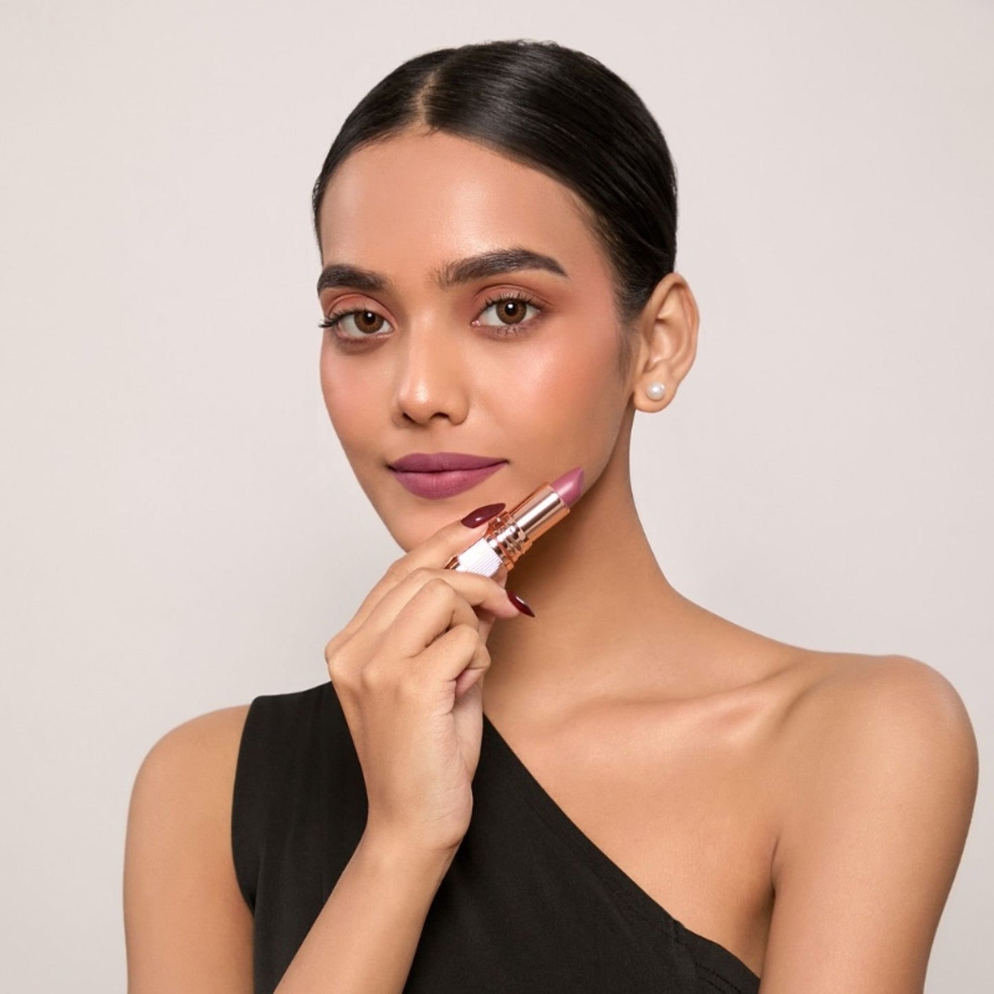 Europe Girl Silky Matte Lipstick - EG-04 Magenta - Distacart