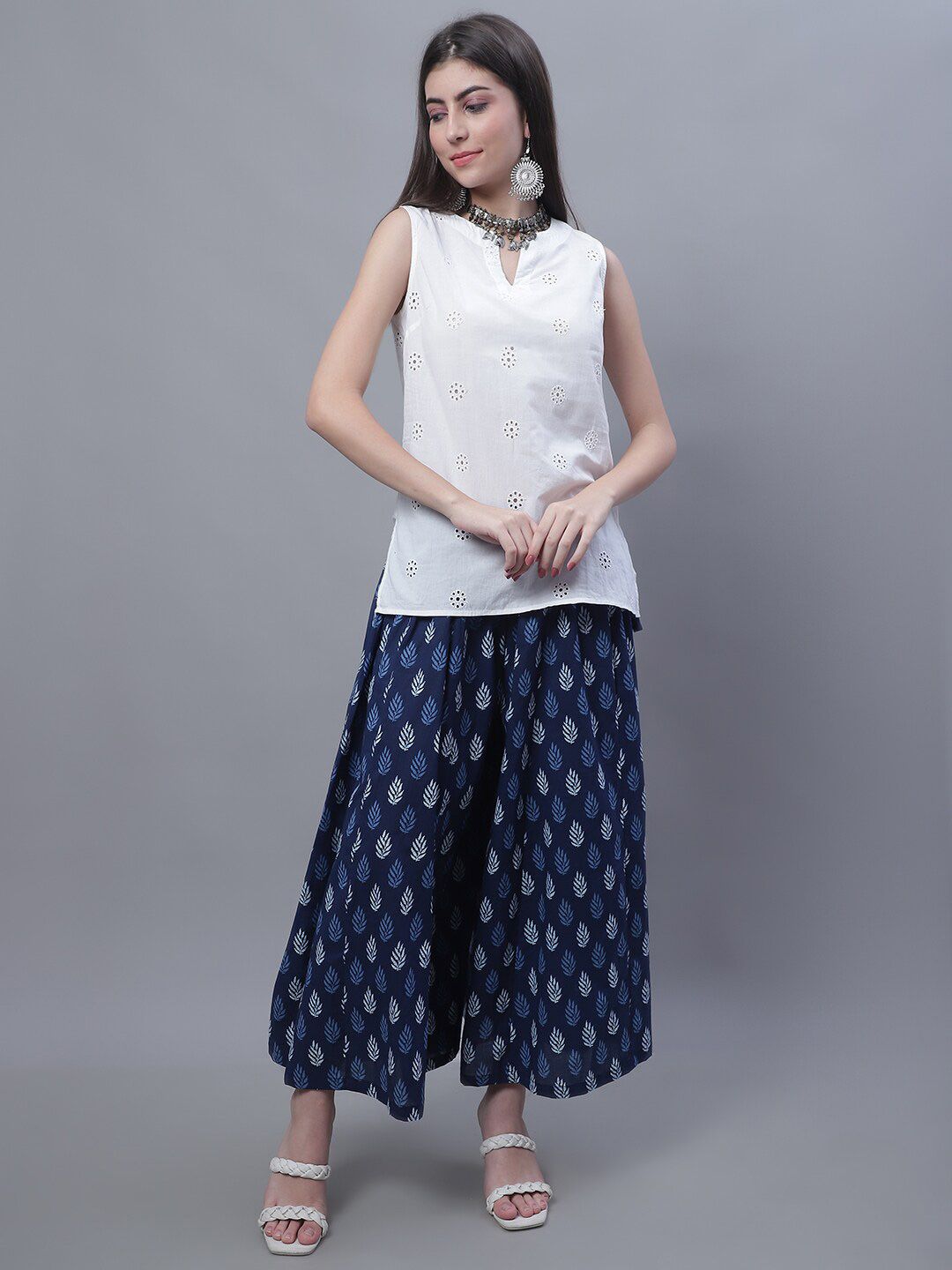 TAG 7 Women Mid-Rise Floral Printed Flared Ethnic Pure Cotton Palazzos - Distacart