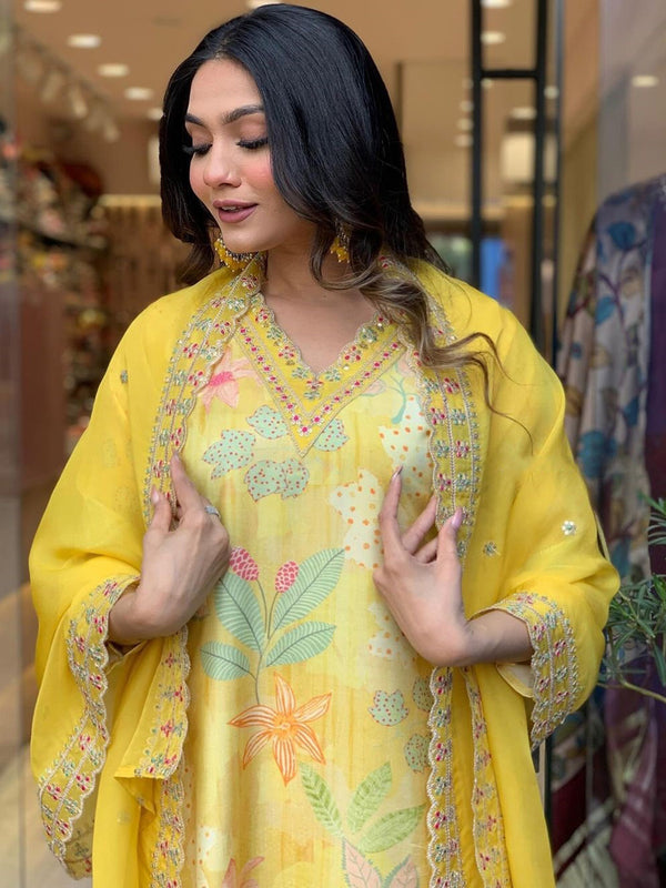 Kalini Floral Printed Sequinned Straight Kurta & Trousers With Dupatta - Distacart