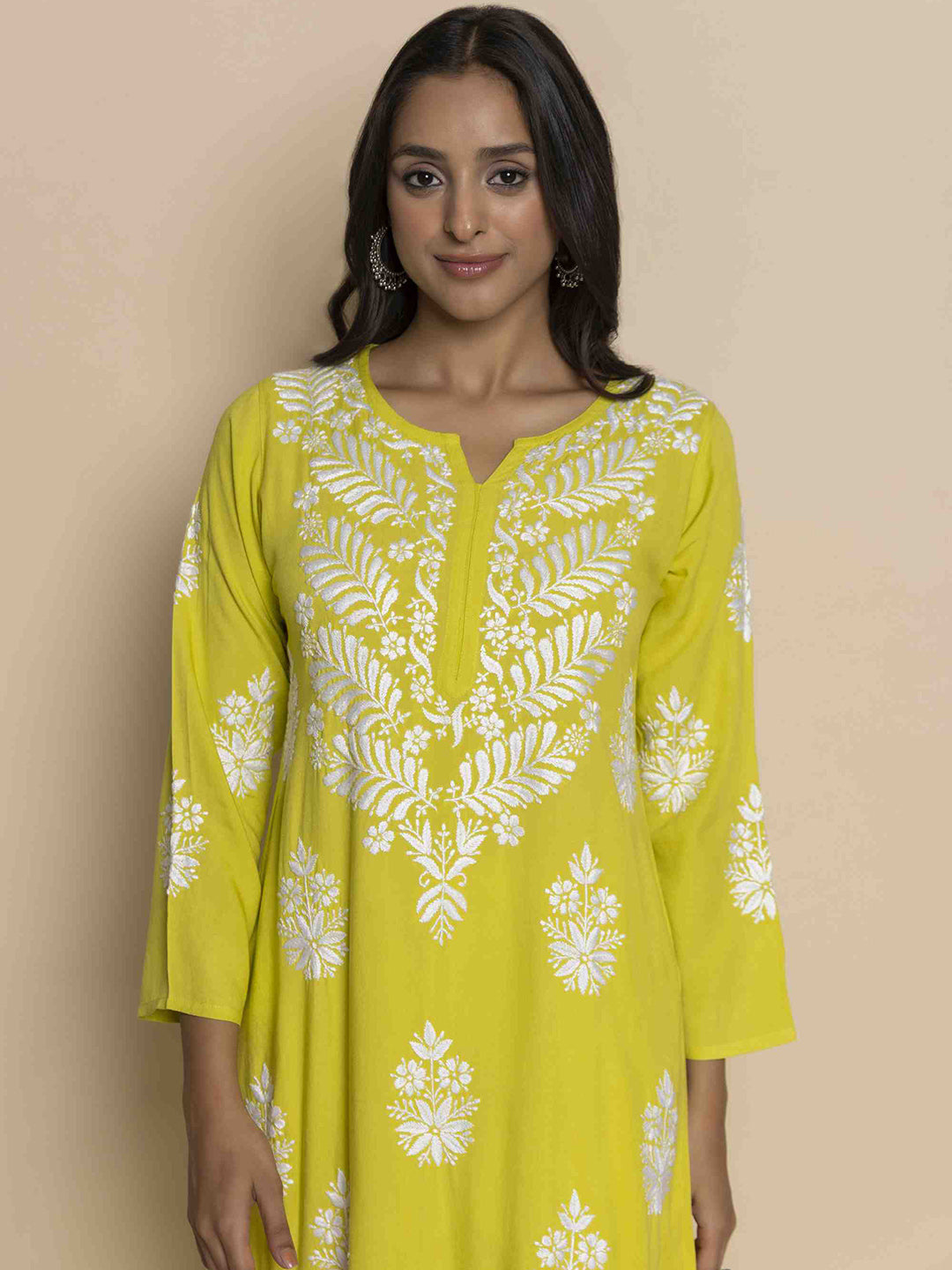 HOUSE OF KARI Floral Embroidered Chikankari Straight Kurta - Distacart