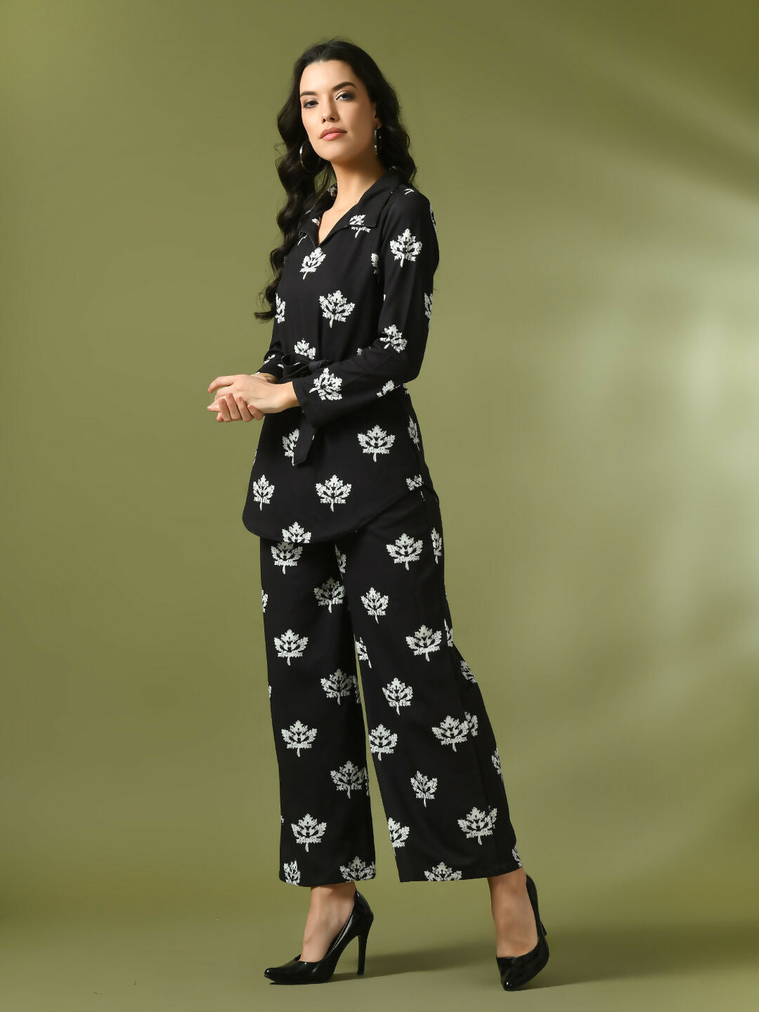 Myshka Women's Black Printed Polo Collar Party Top With Trousers Co-ord set - Distacart