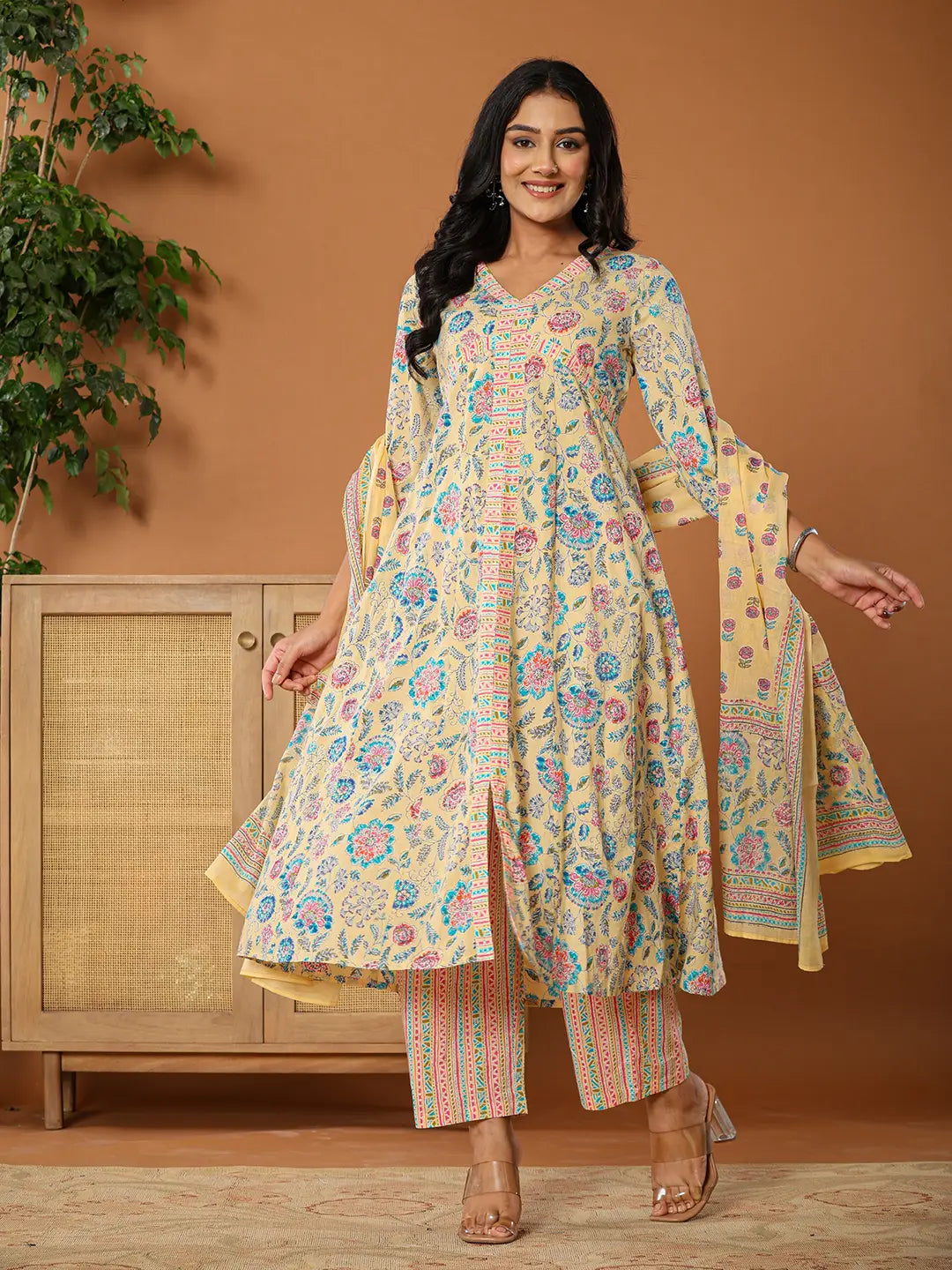 Yufta cotton yellow kurta dupatta set