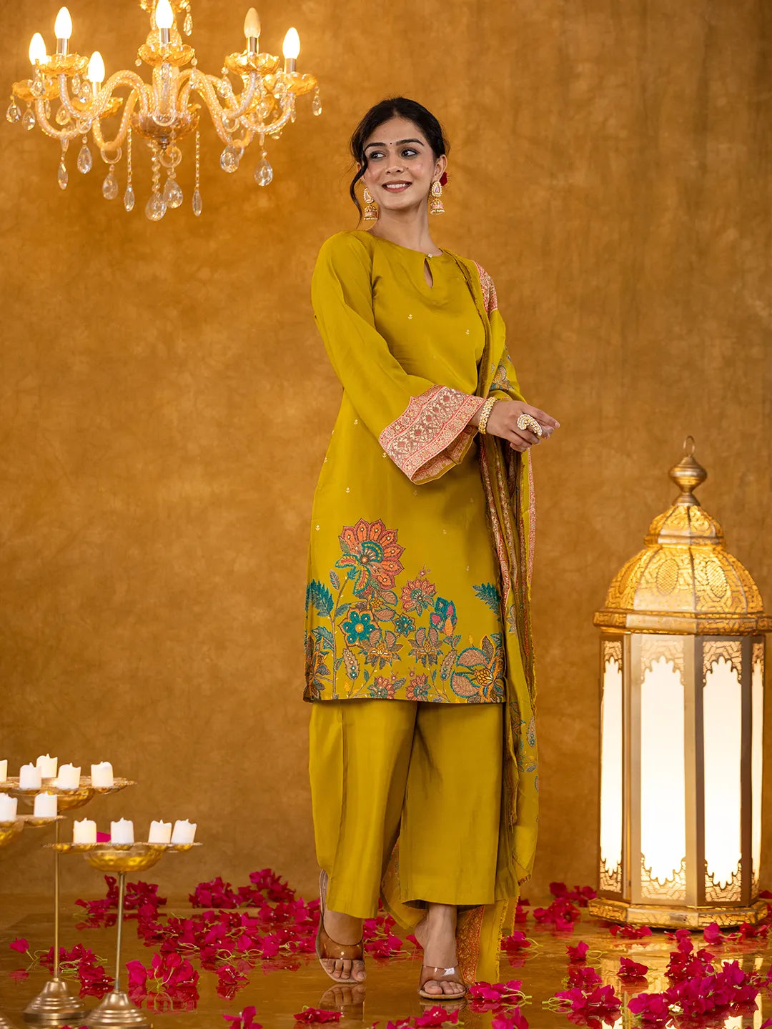 Yufta Green Pakistani Style Kurta Dupatta Set - Distacart