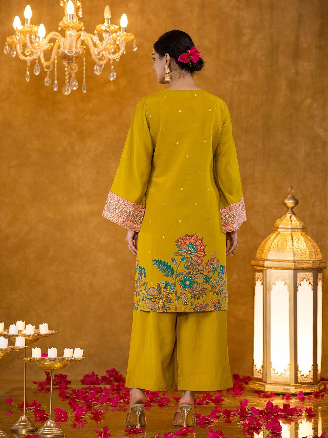 Yufta Green Pakistani Style Kurta Dupatta Set