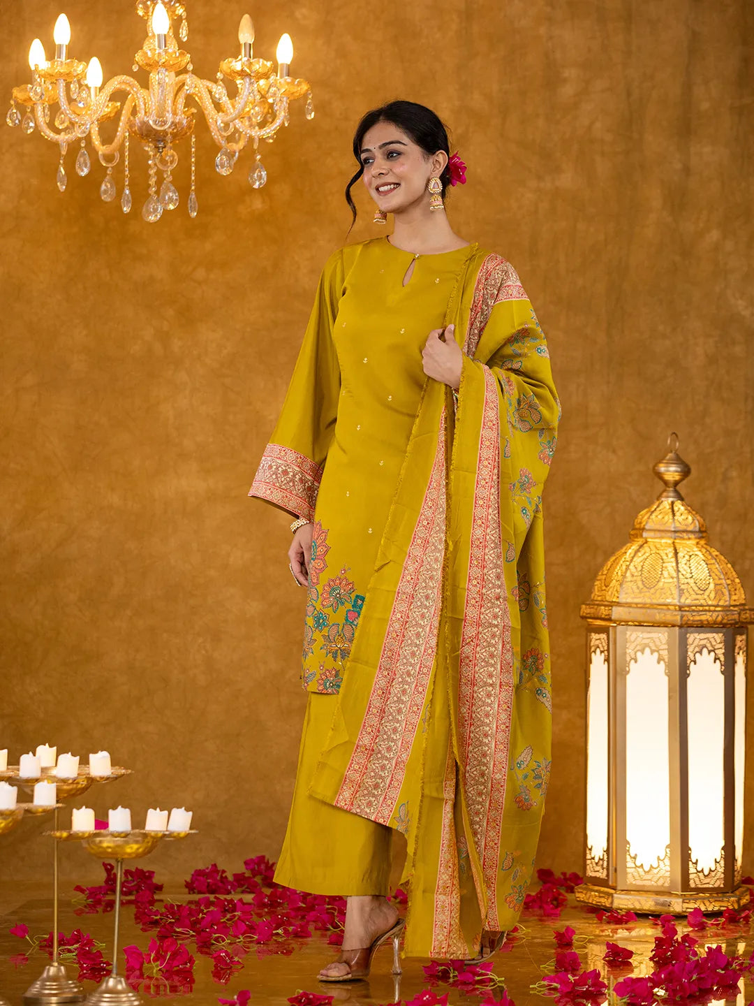 Yufta Green Pakistani Style Kurta Dupatta Set - Distacart