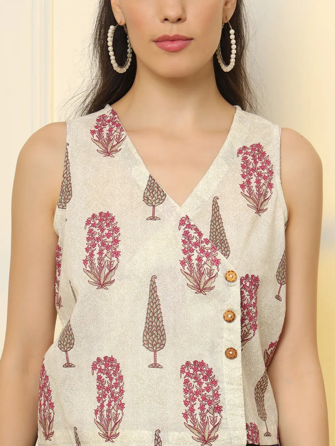 Yufta White And Pink Cotton Sleeve Less Wrap Top