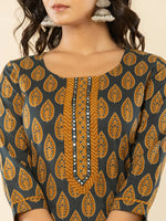 Thumbnail for Yufta Military Green Cotton Straight Kurta Dupatta Pant Set - Distacart