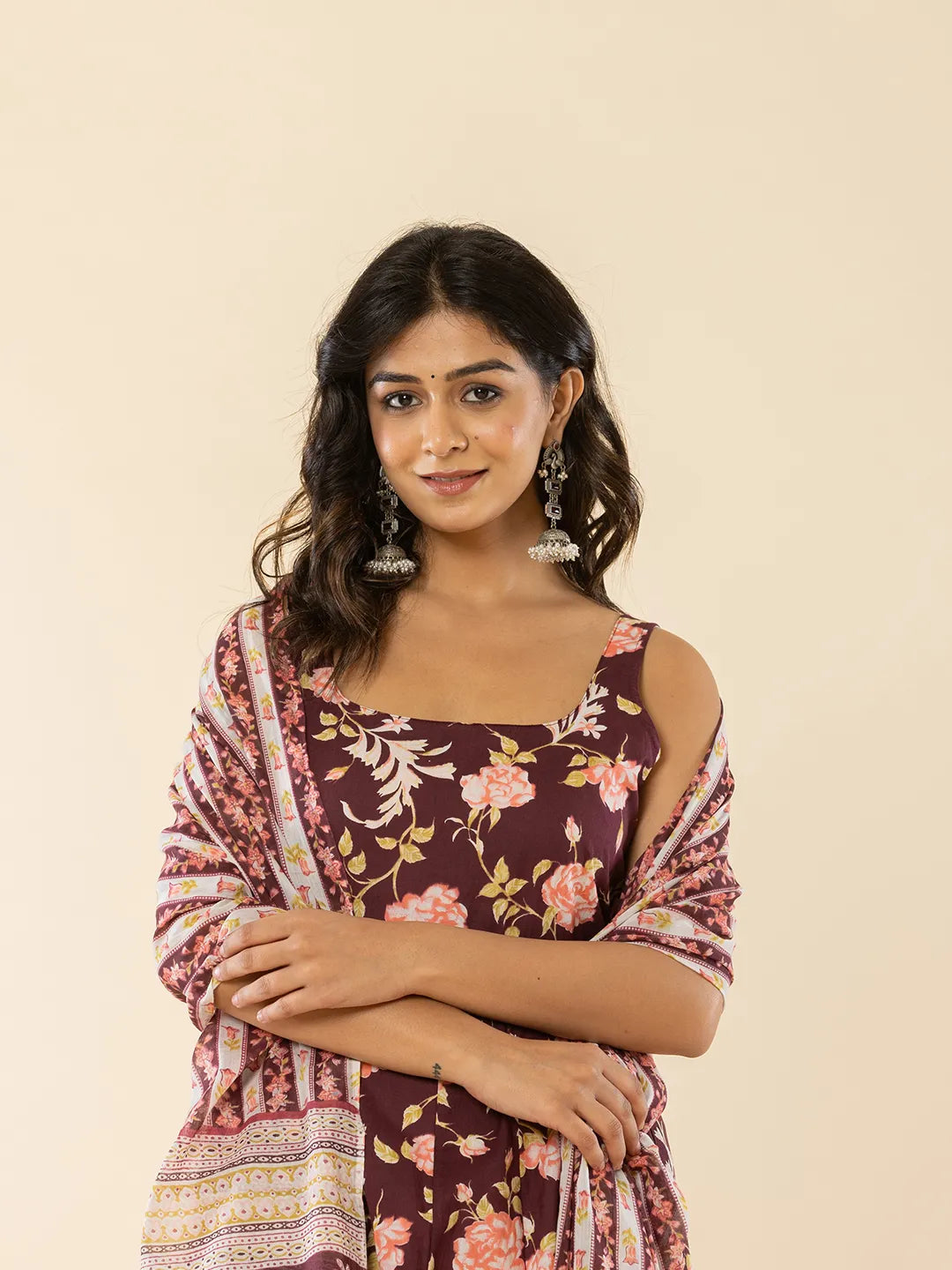 Yufta Brown Sleeveless Cotton Kurta With Dupatta Set