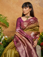 Thumbnail for Monjolika Fashion Weaving Handloom Silk Blend Mehendi Green Contemporary Saree - Distacart