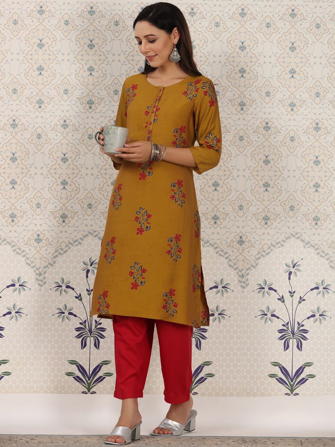 Ode by House of Pataudi Floral Printed Zari Detailed Straight Kurta - Distacart