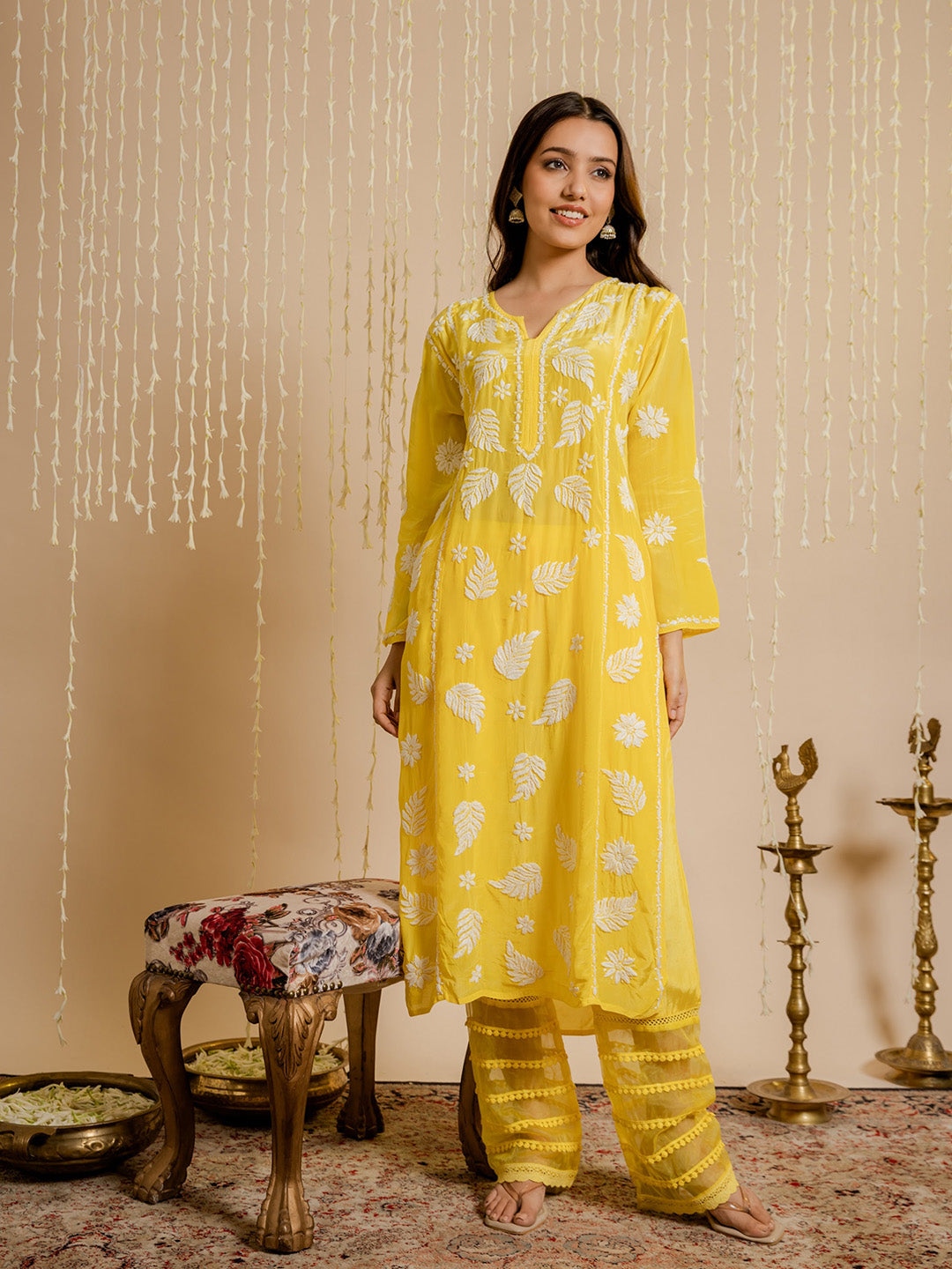 HOUSE OF KARI Floral Embroidered Chikankari Kurta - Distacart