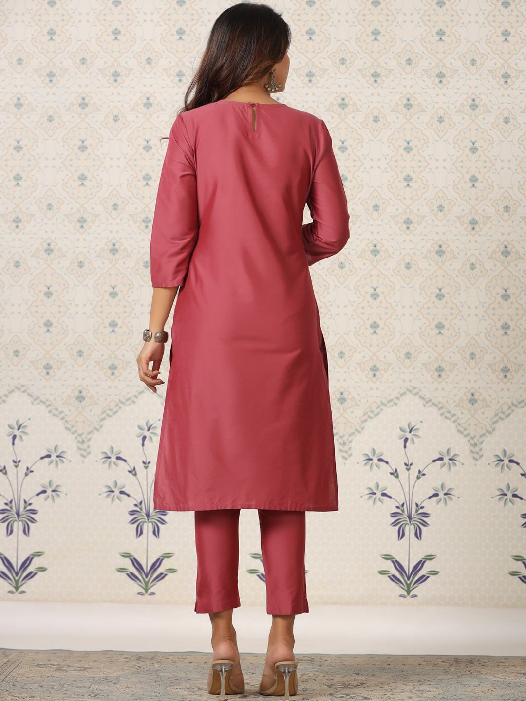 Ode by House of Pataudi Ethnic Motifs Yoke Design Thread Work Kurta With Trouser - Distacart