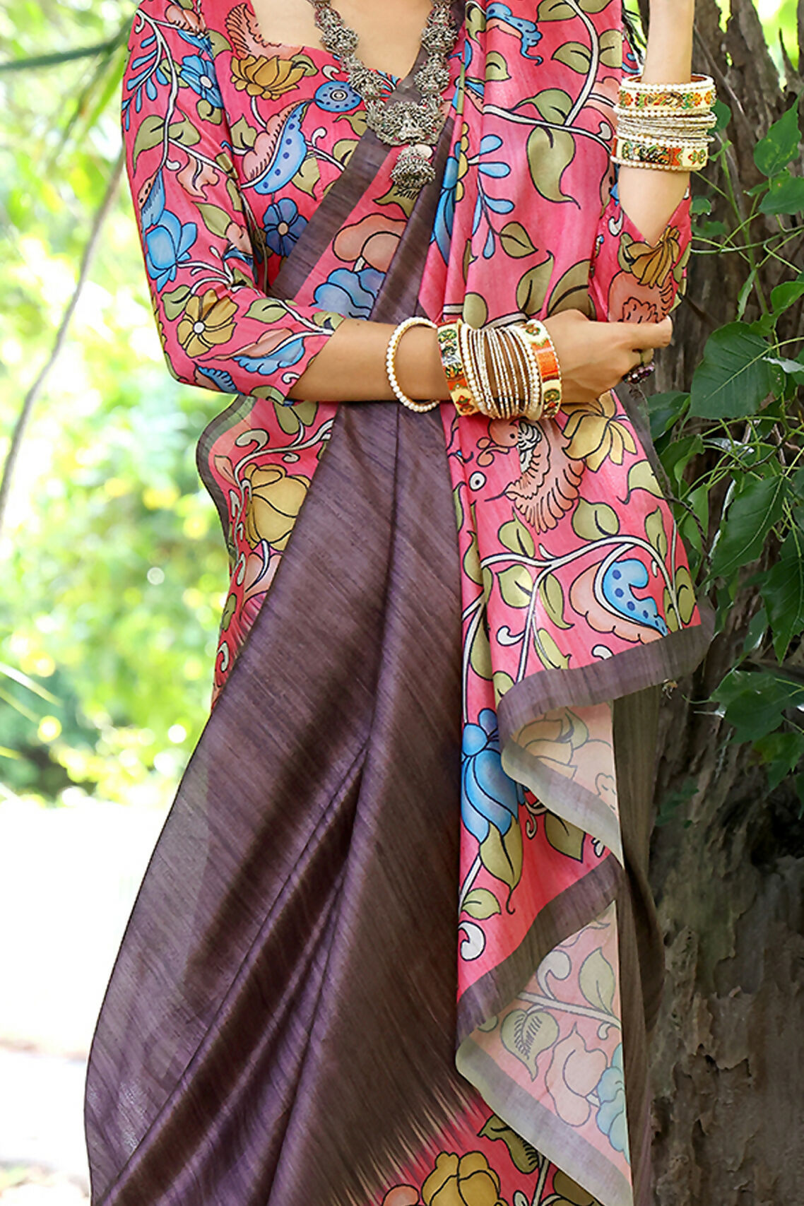 KAJAL_LOTUS_COFFEE (5)