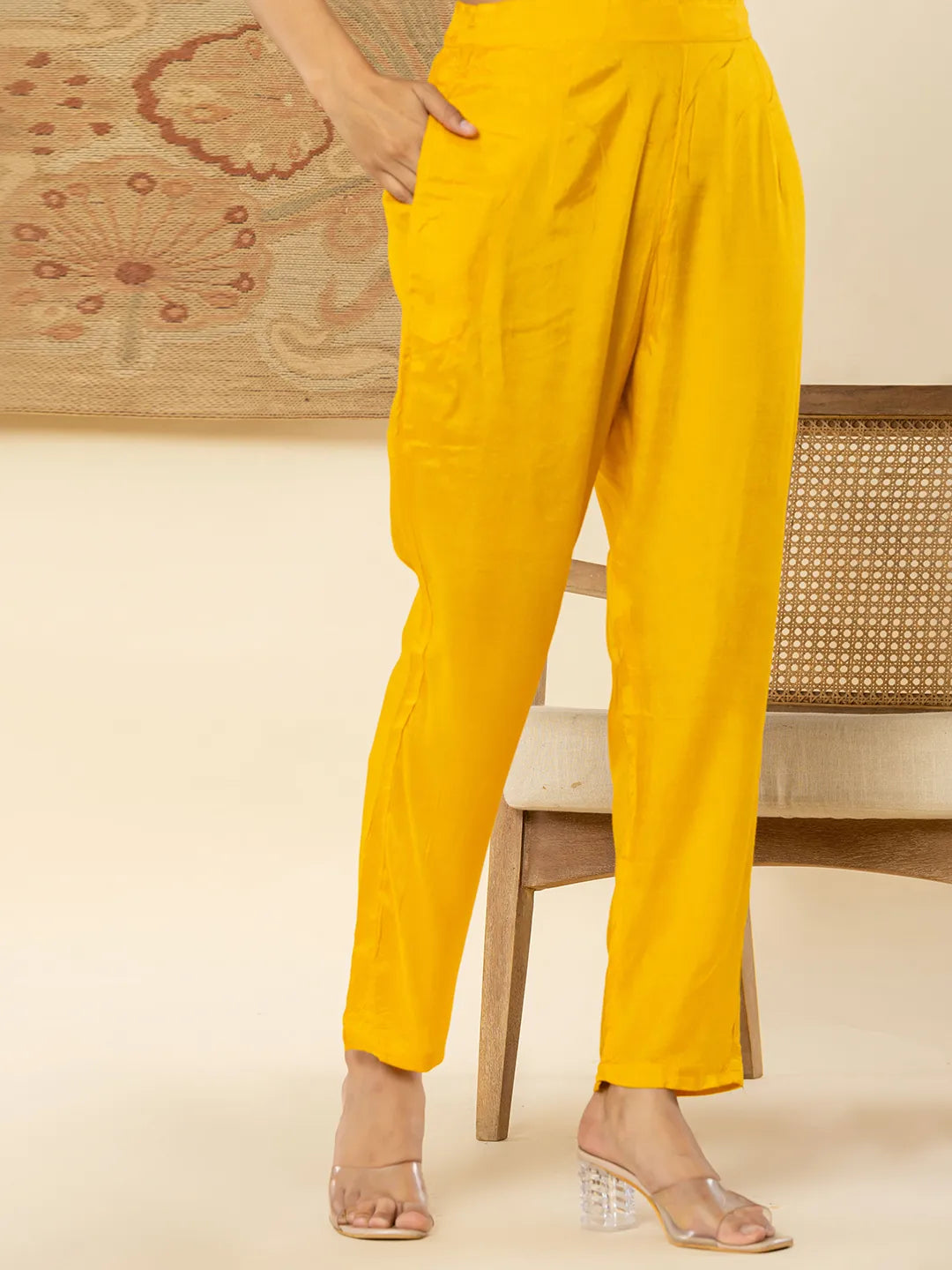 Yufta Pure Oragnza Kurta Set With Pant And Dupatta Comes With Cotton Lining And Intricate Handwork