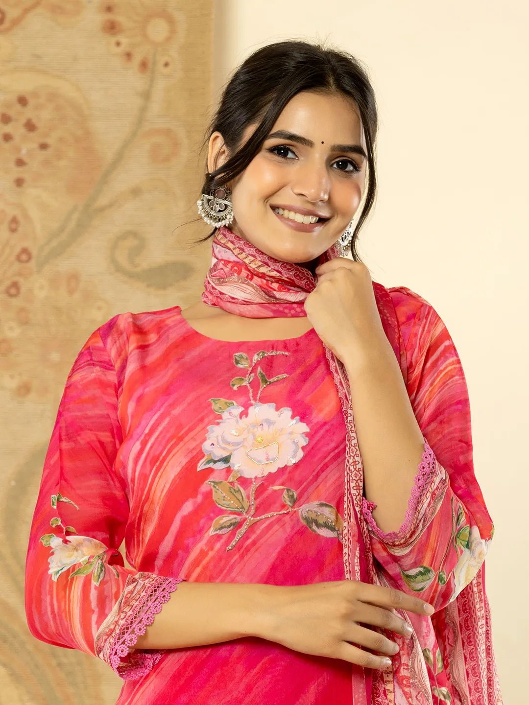 Yufta Oragnza Kurta Dupatta Set With Lining And Intricate Handwork