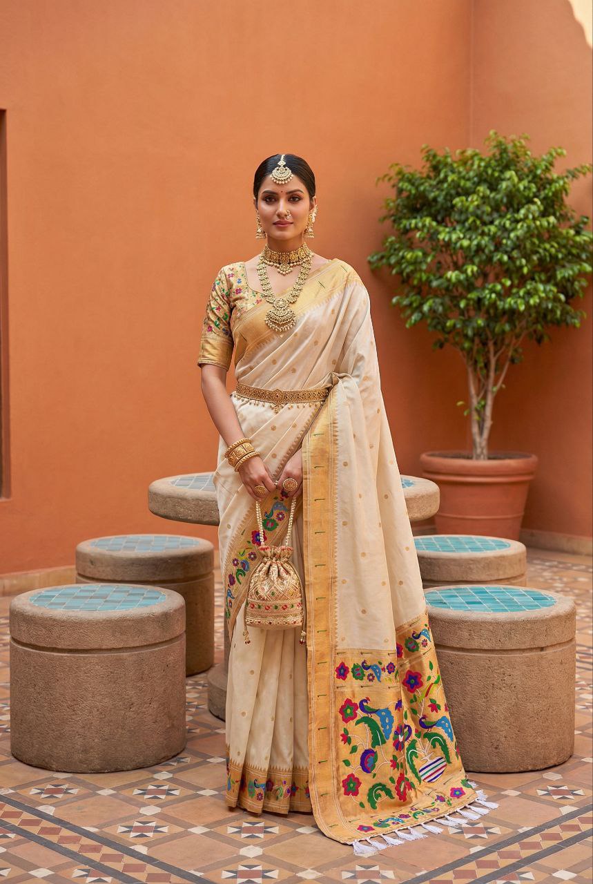 Mameraa Sarees White Faux Banarasi Silk Saree With Paithani Rich Weaved Pallu And Blouse-White - Dista